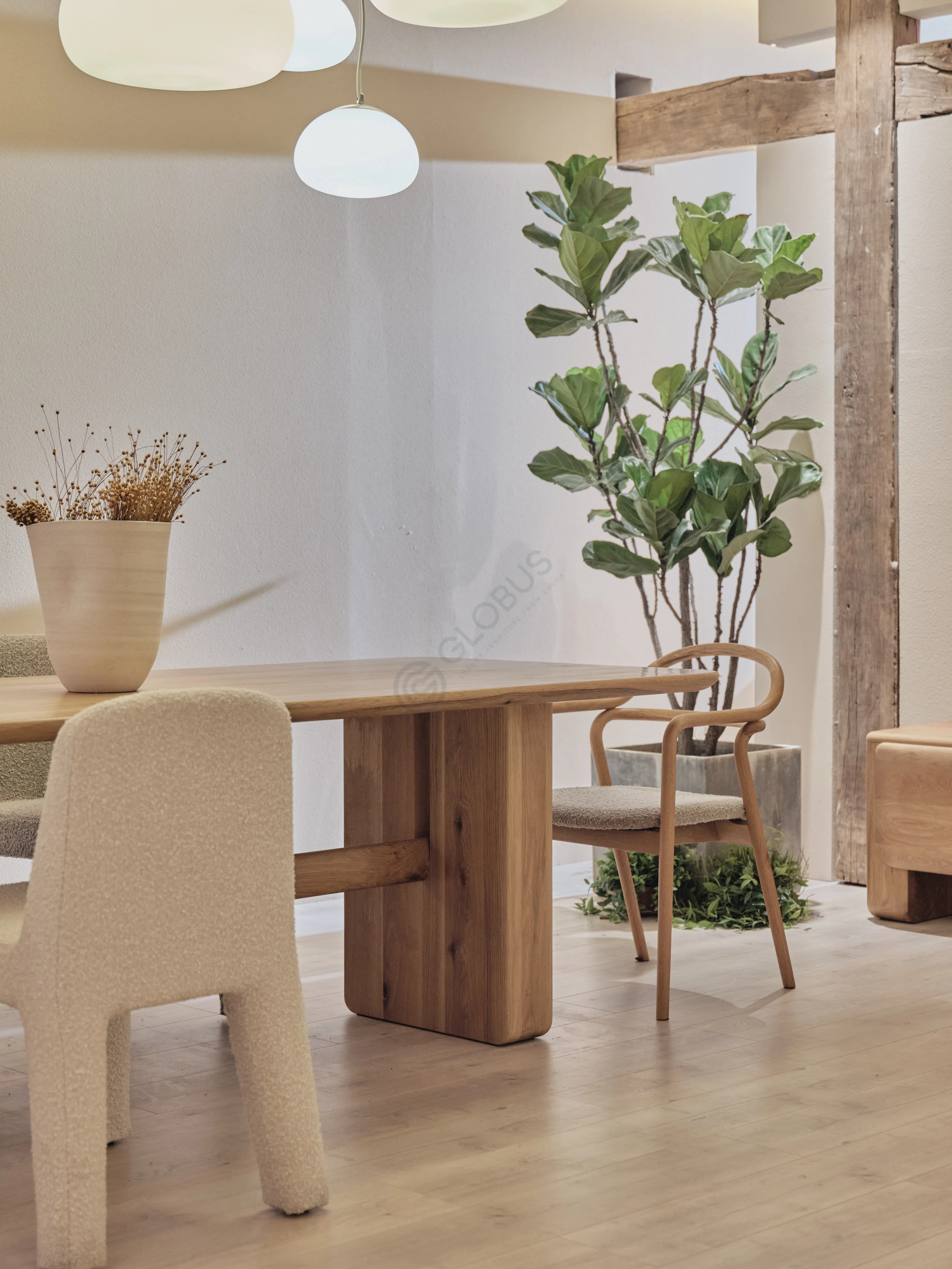 Обеденный стол Xelianne