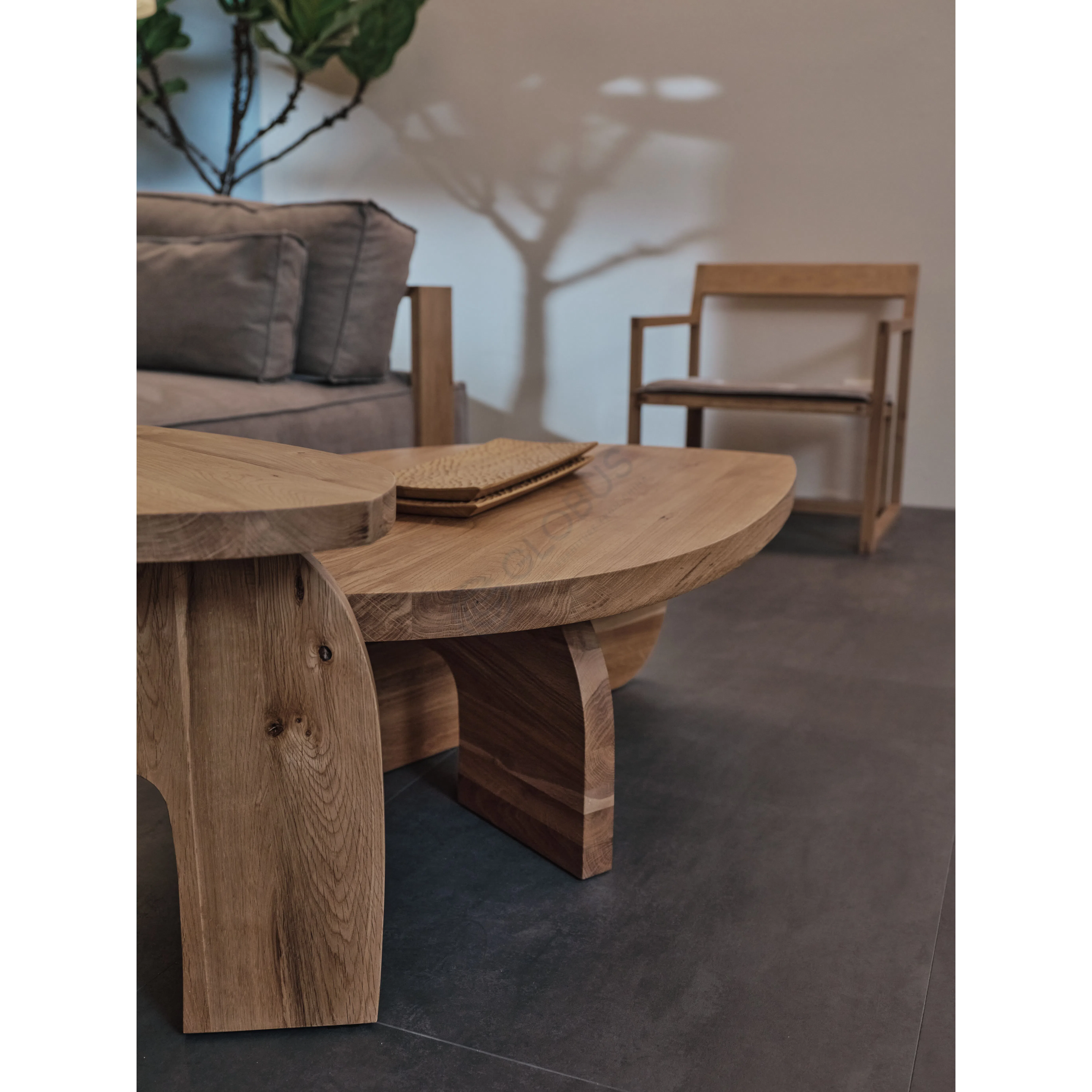 Угловой столик Olidia