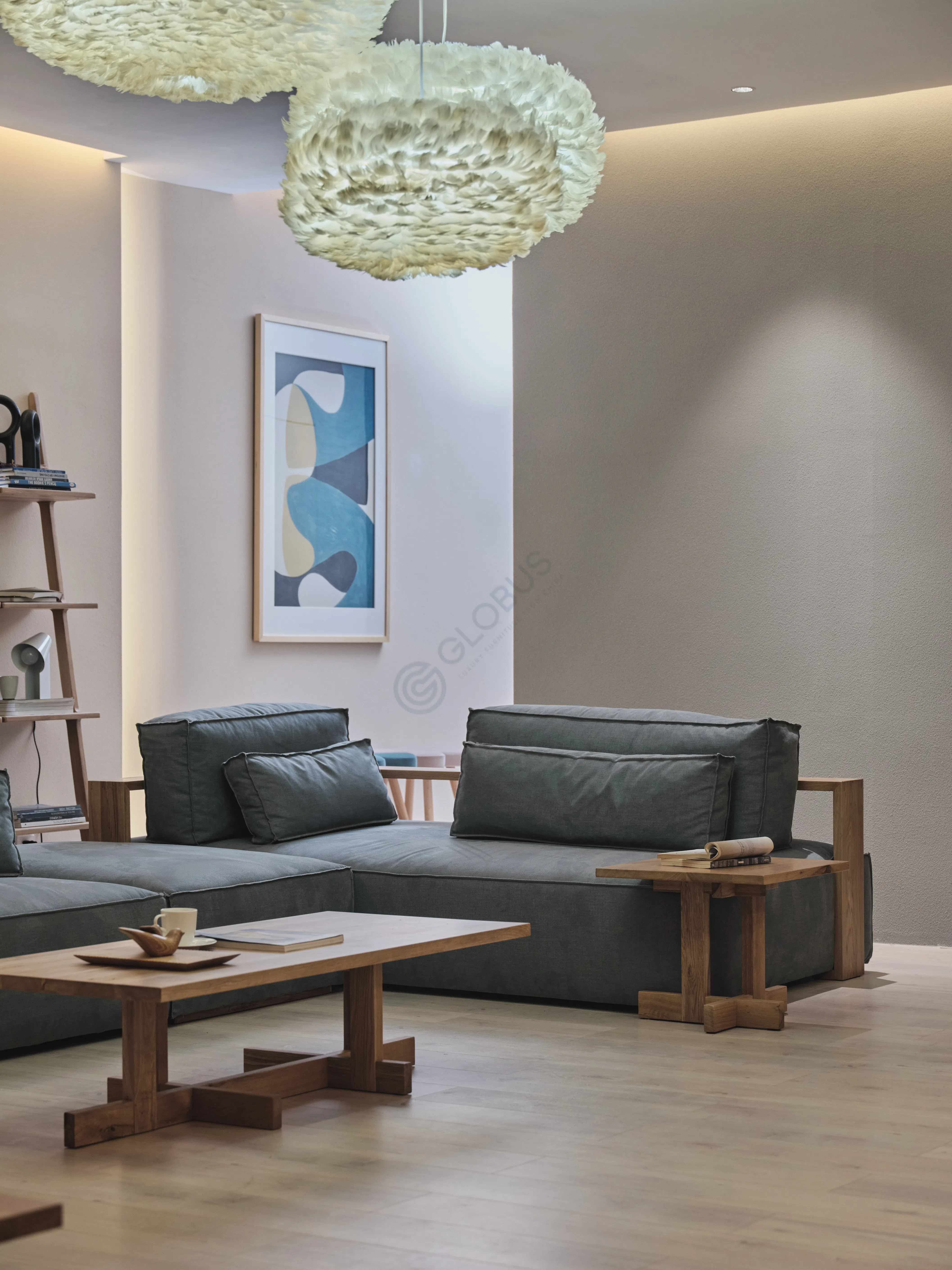 Журнальный столик Zade