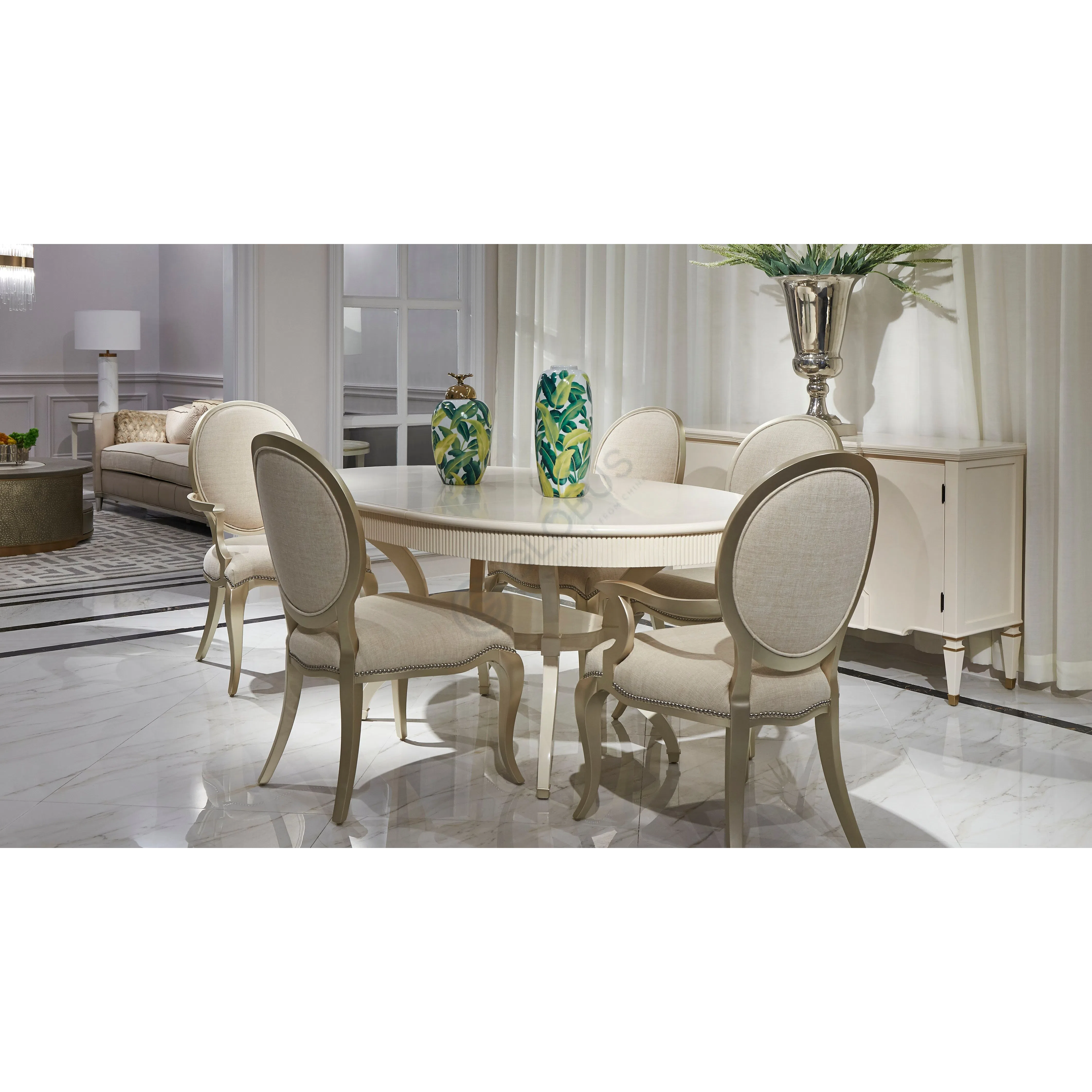 Обеденный стол Ninyas