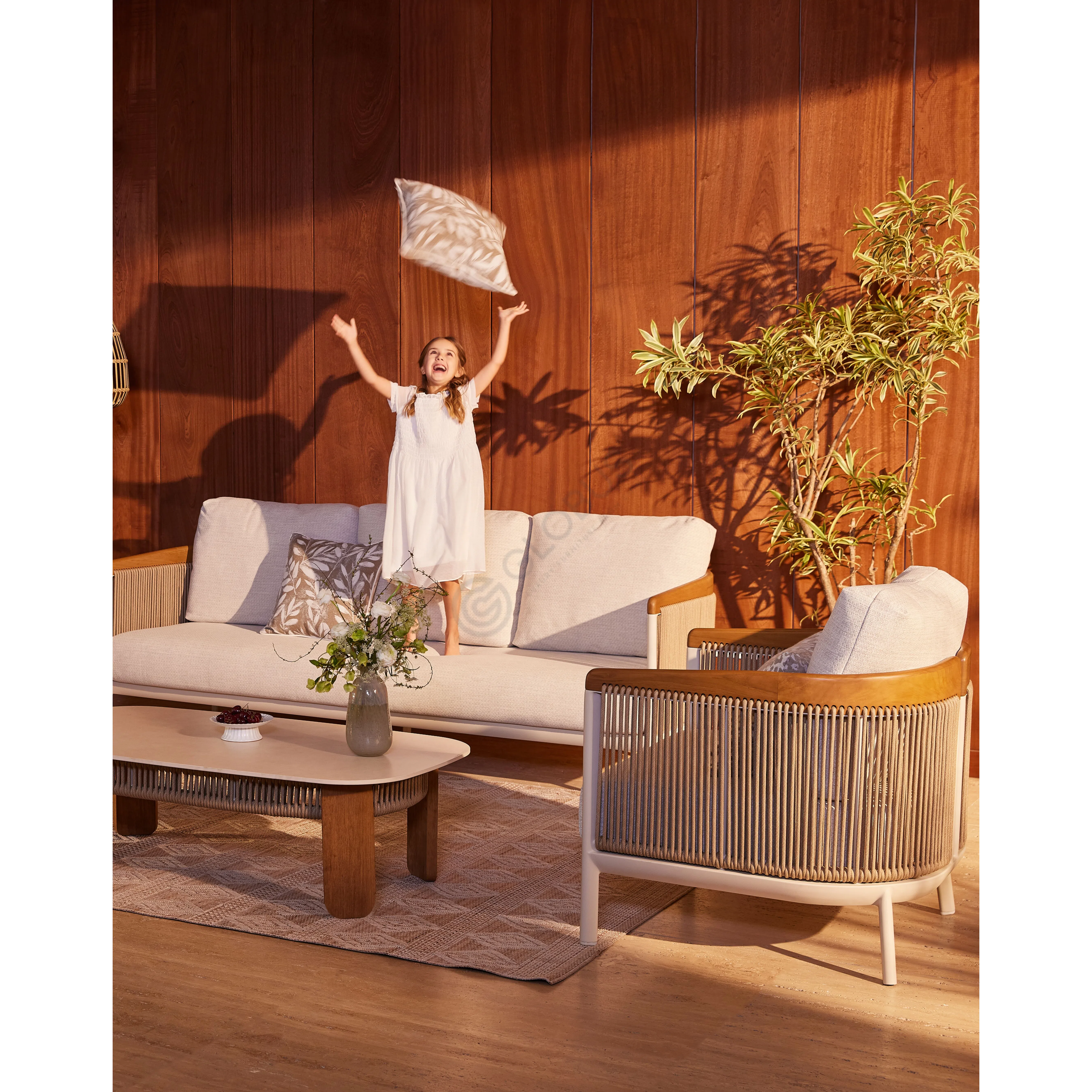 Уличное кресло Ewan