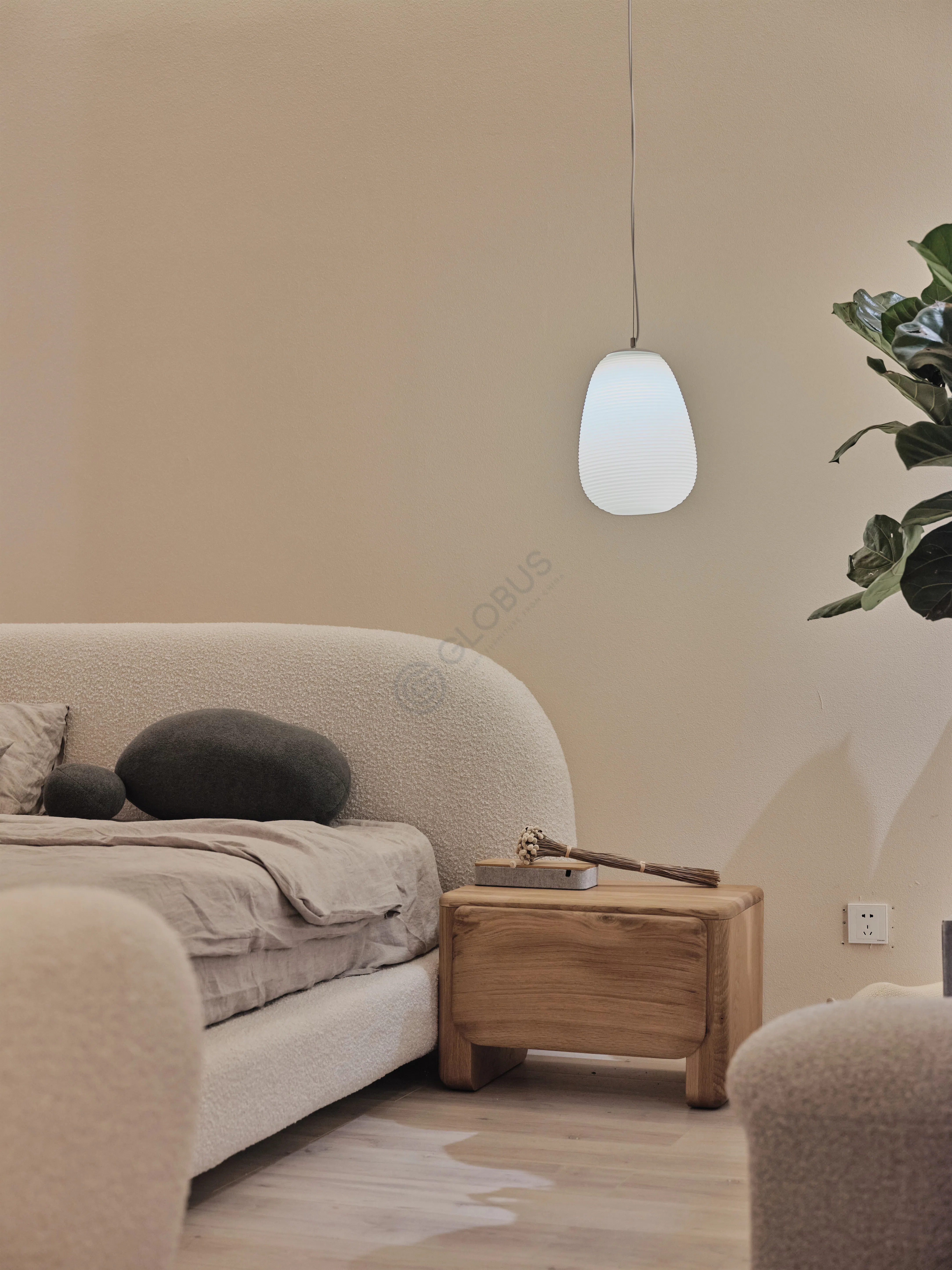 Прикроватная тумба Octaviana