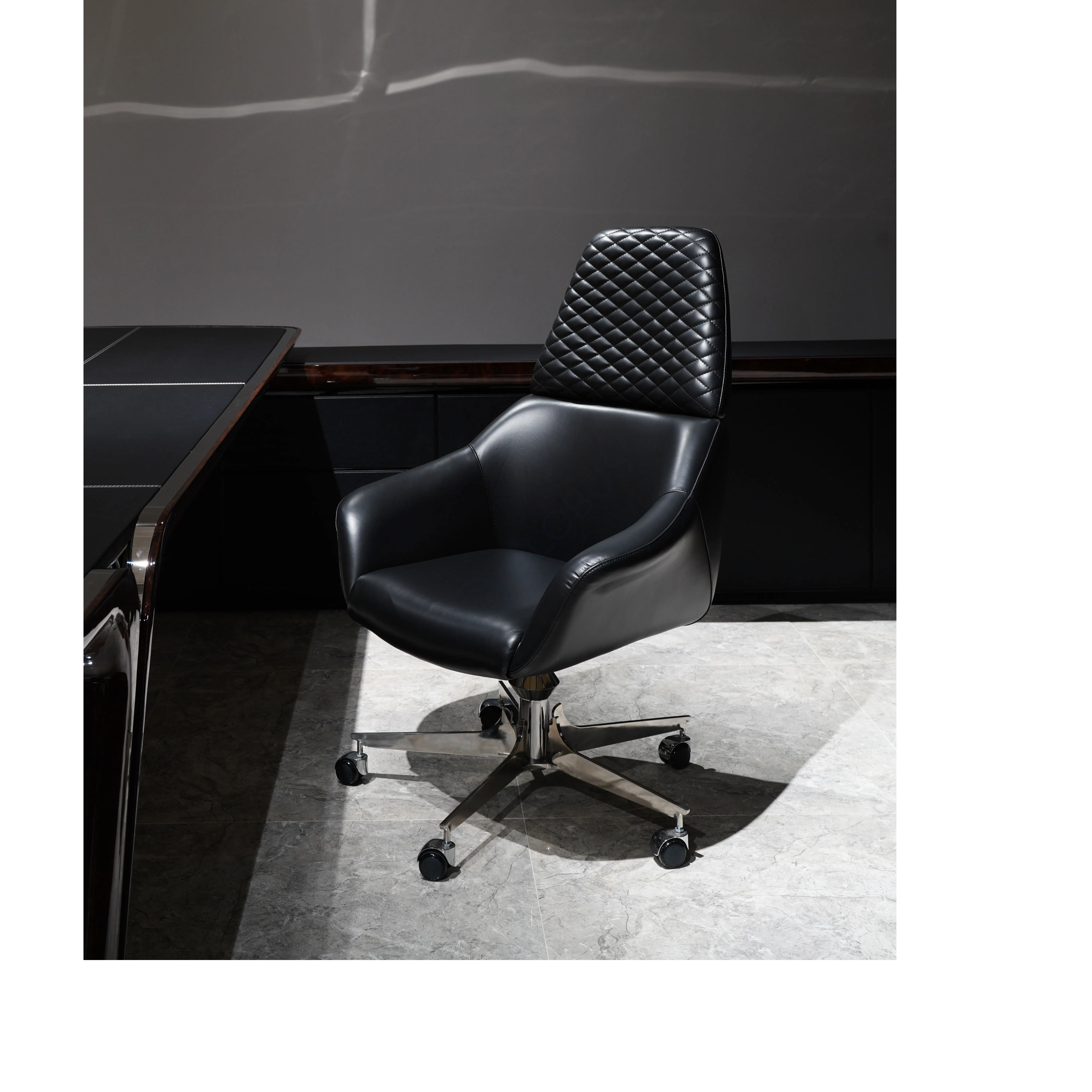 Кресло для руководителя Primitia