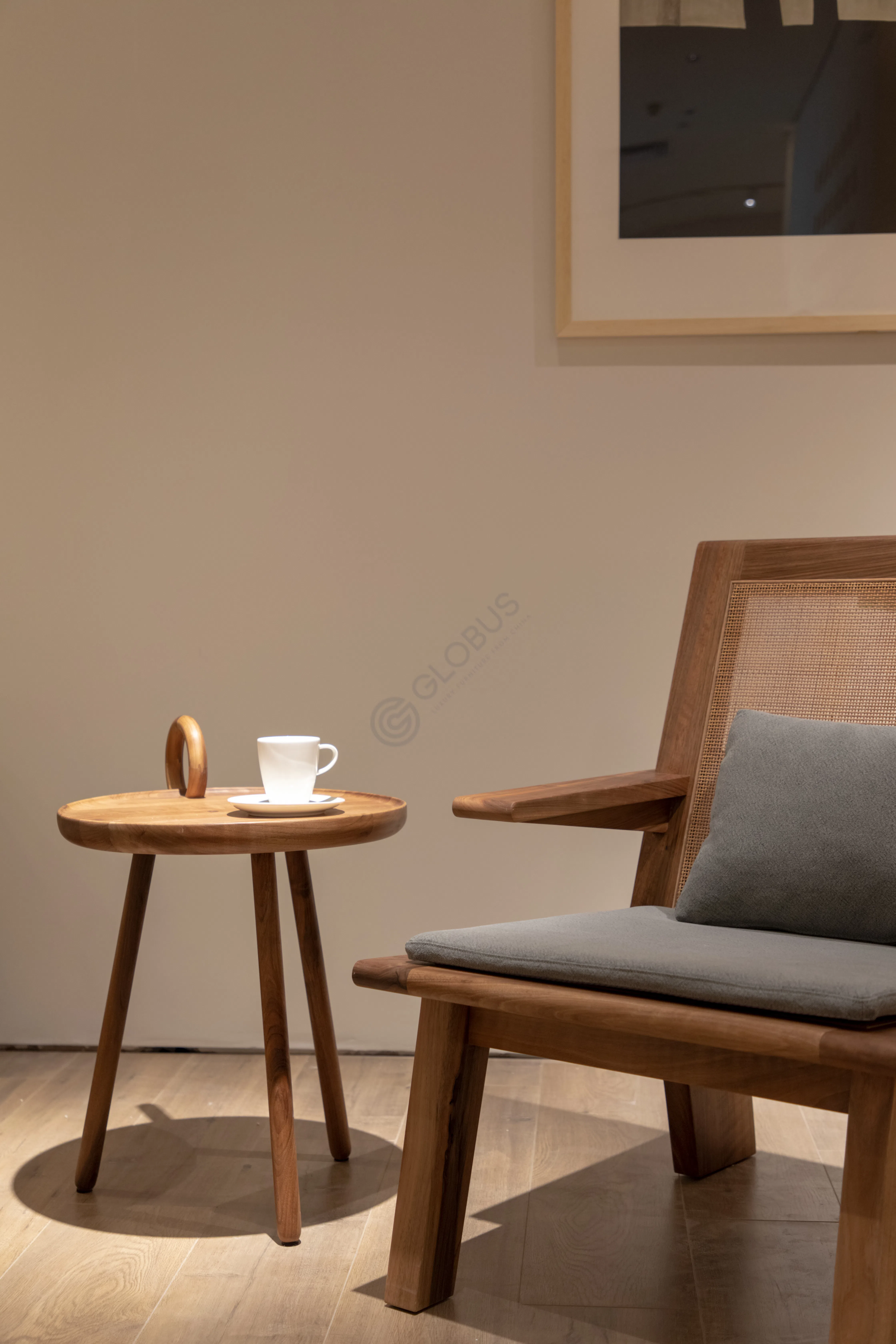 Угловой столик Xairis