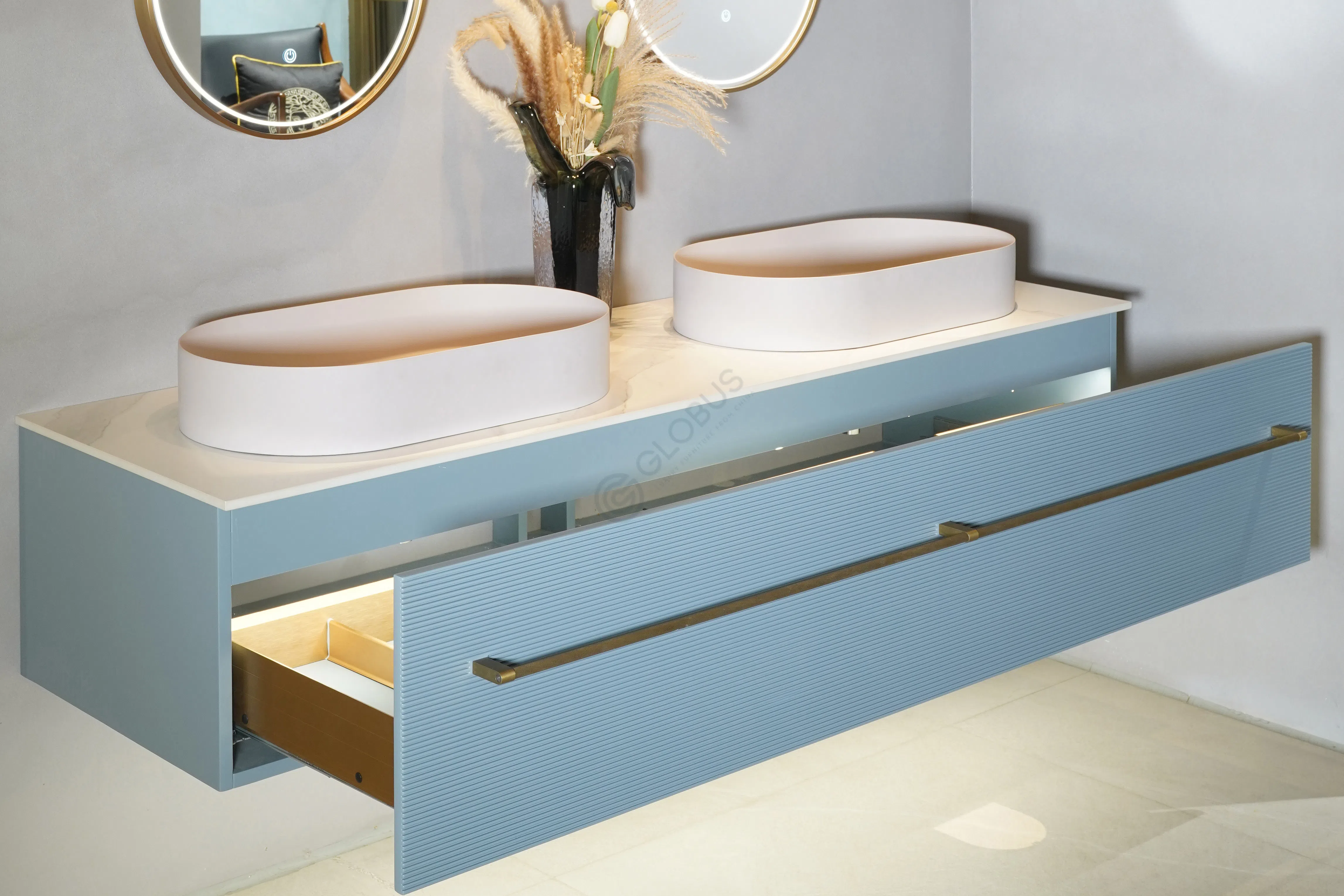 Ванный шкаф Volitor