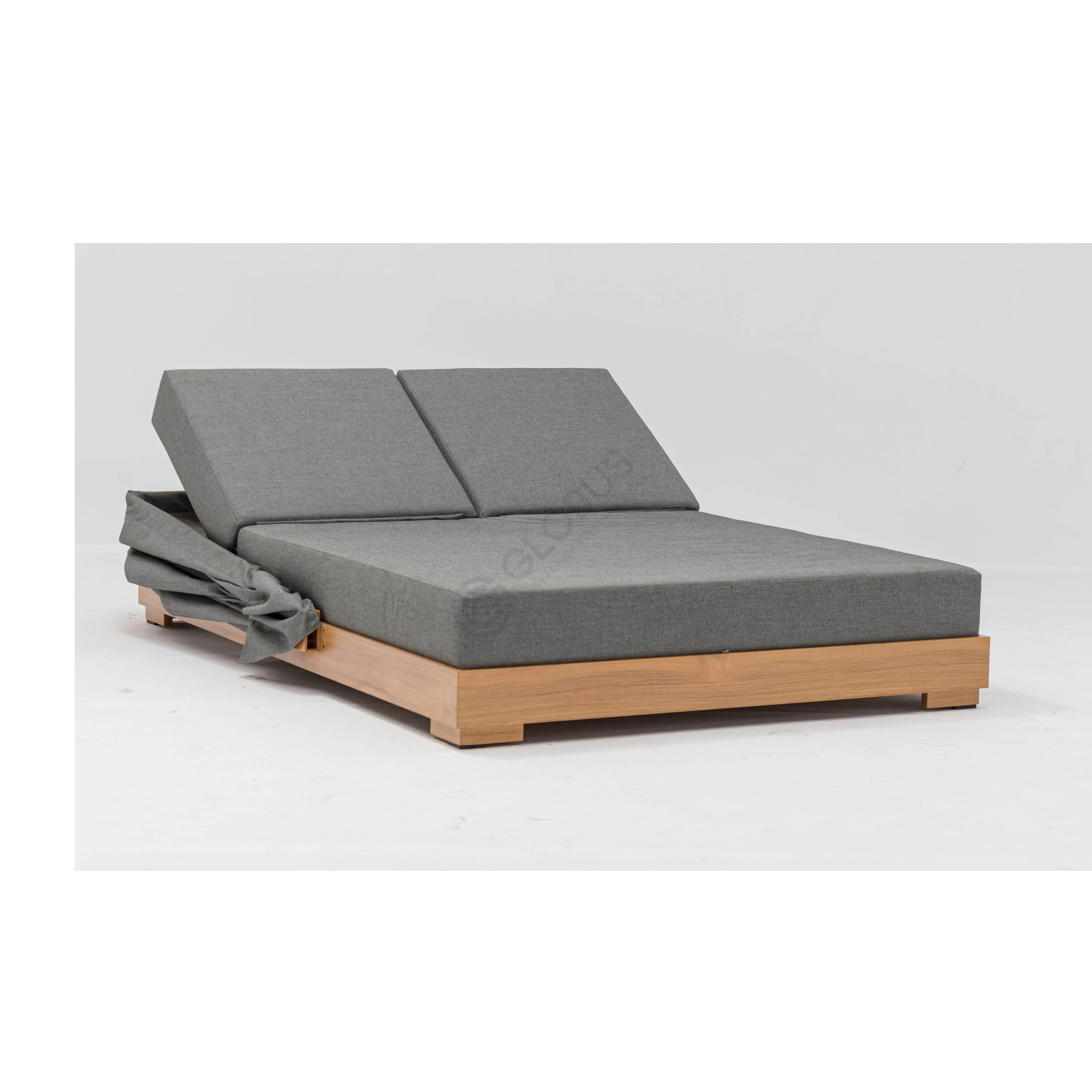 Уличный диван-кровать COUTURE JARDIN