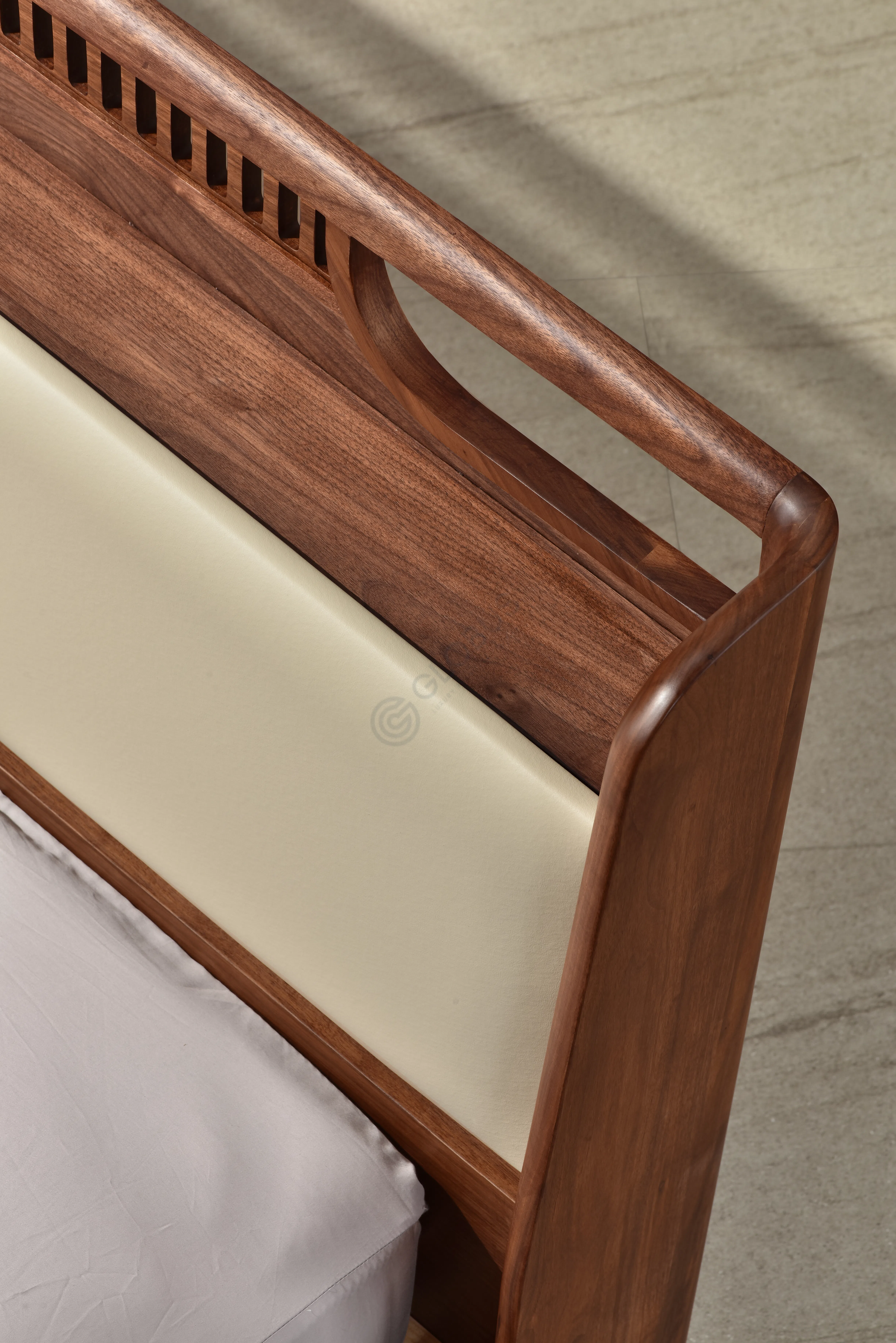 Кровать Jasmyn