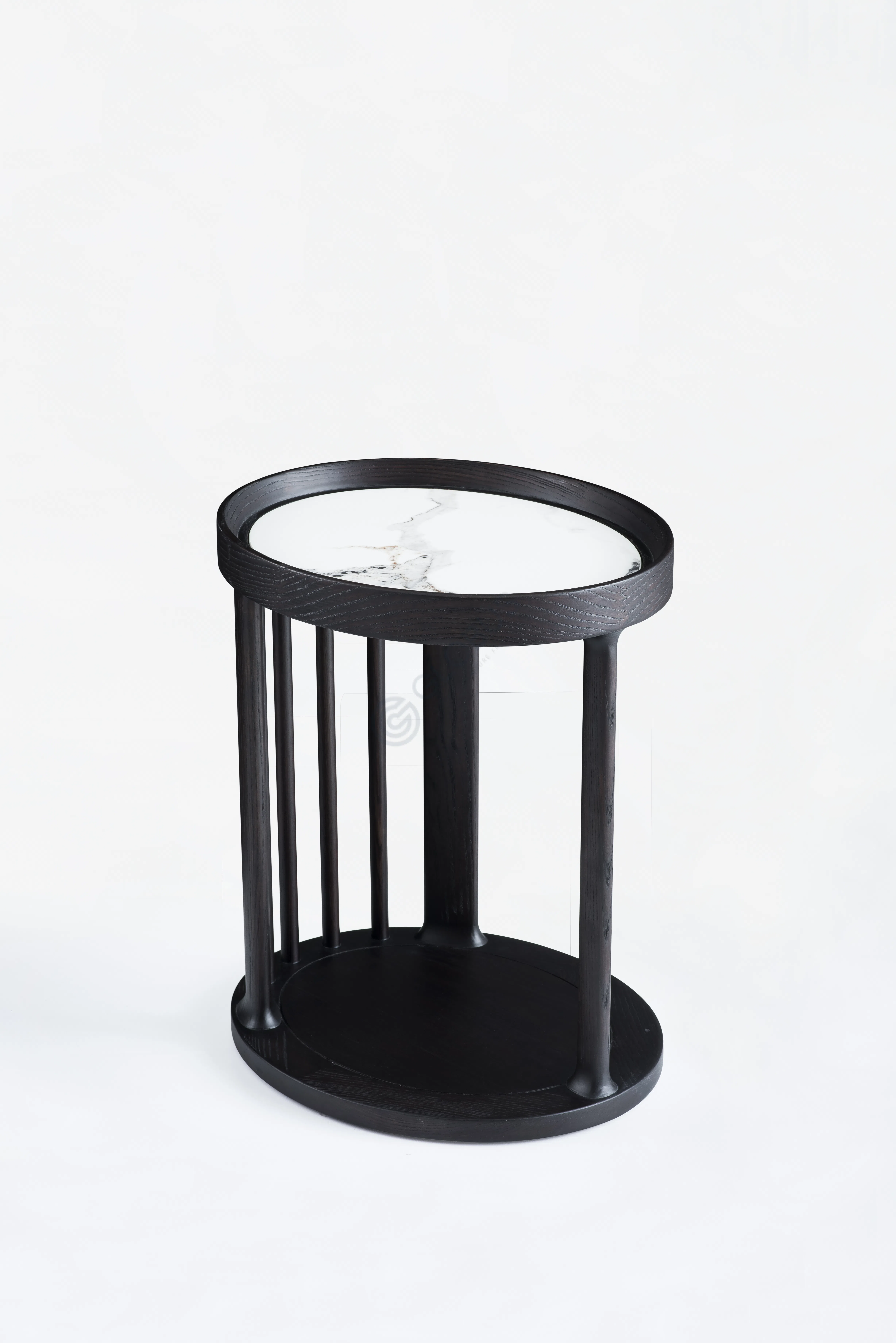 Угловой столик Placina