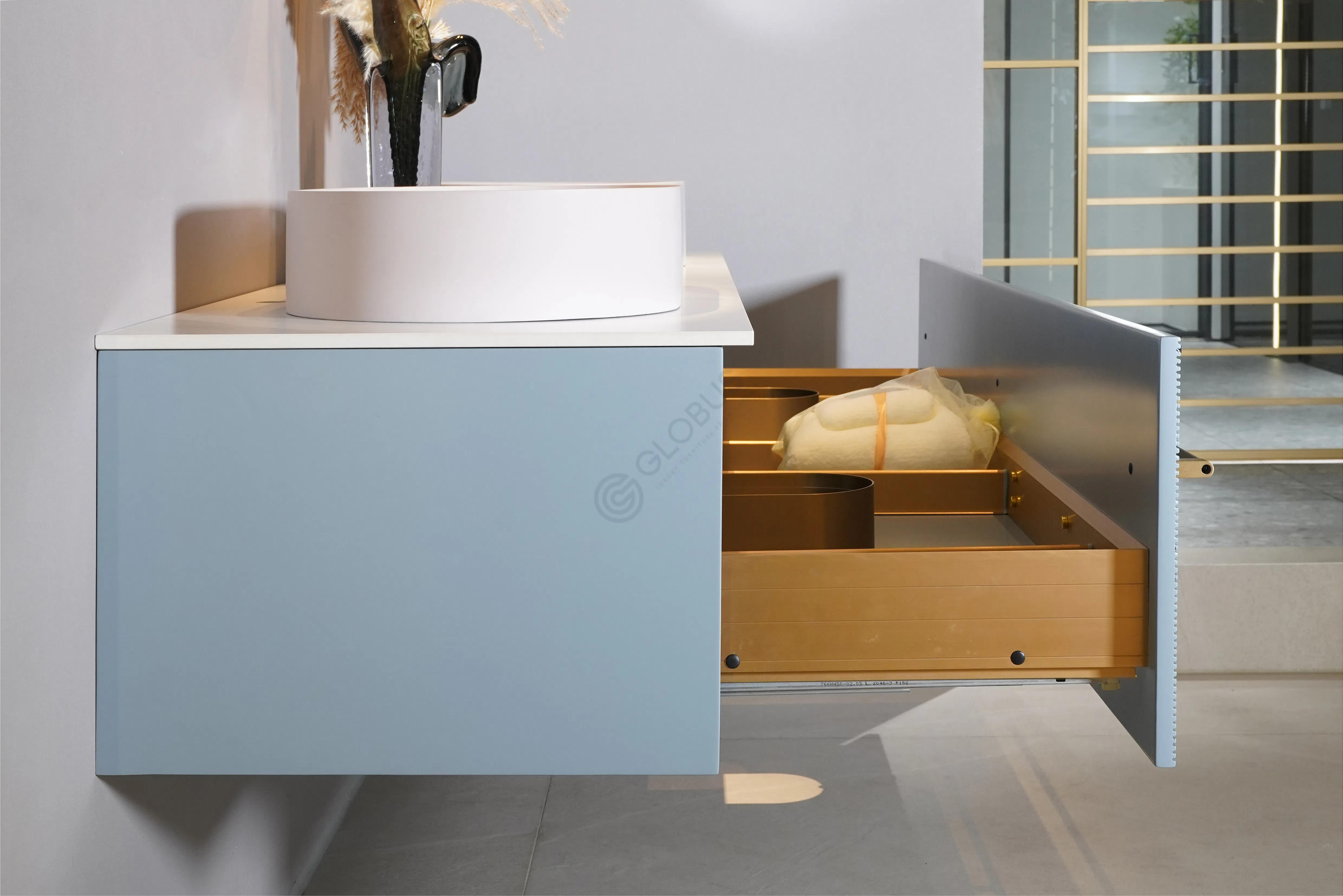 Ванный шкаф Volitor