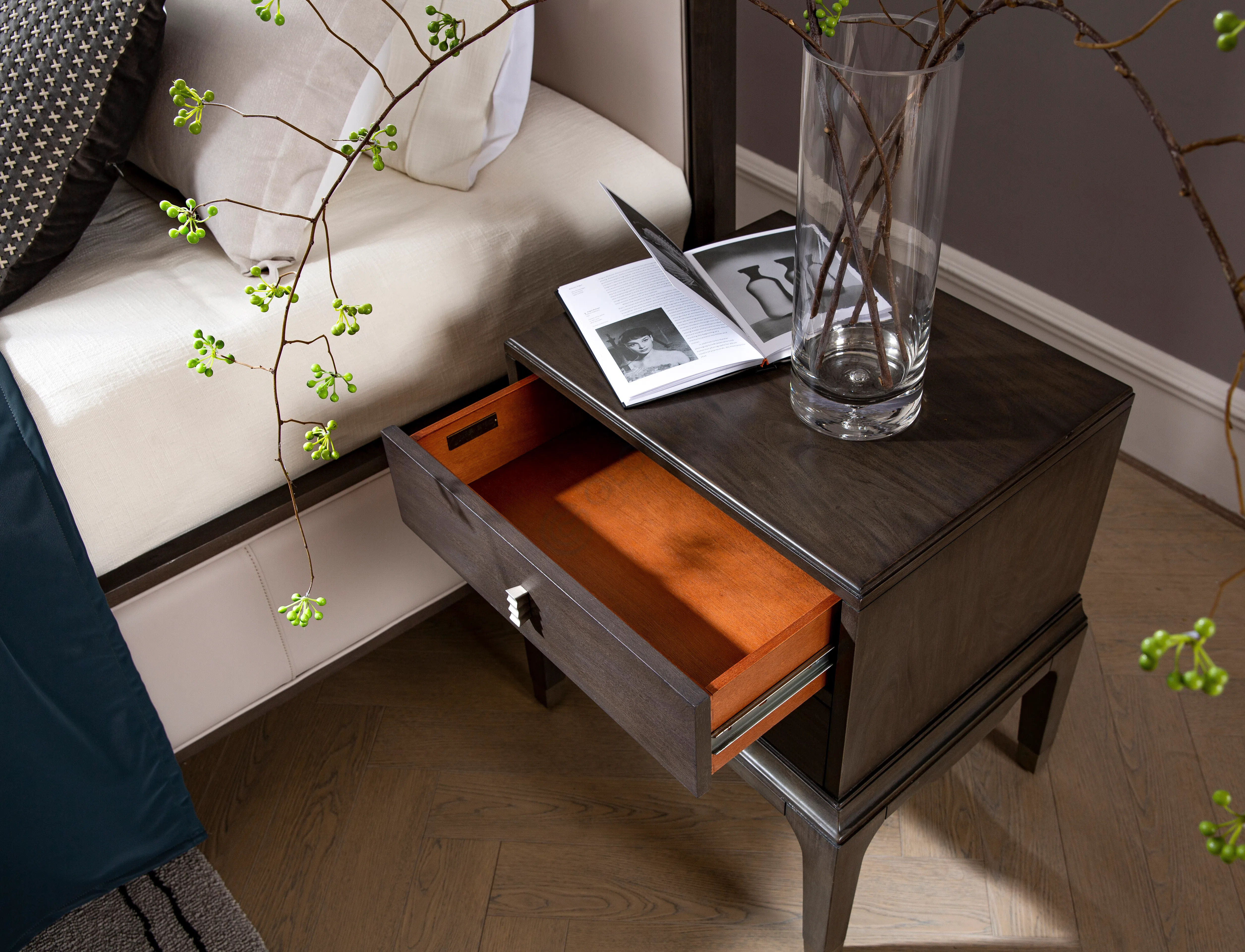 Угловой столик Fulmario