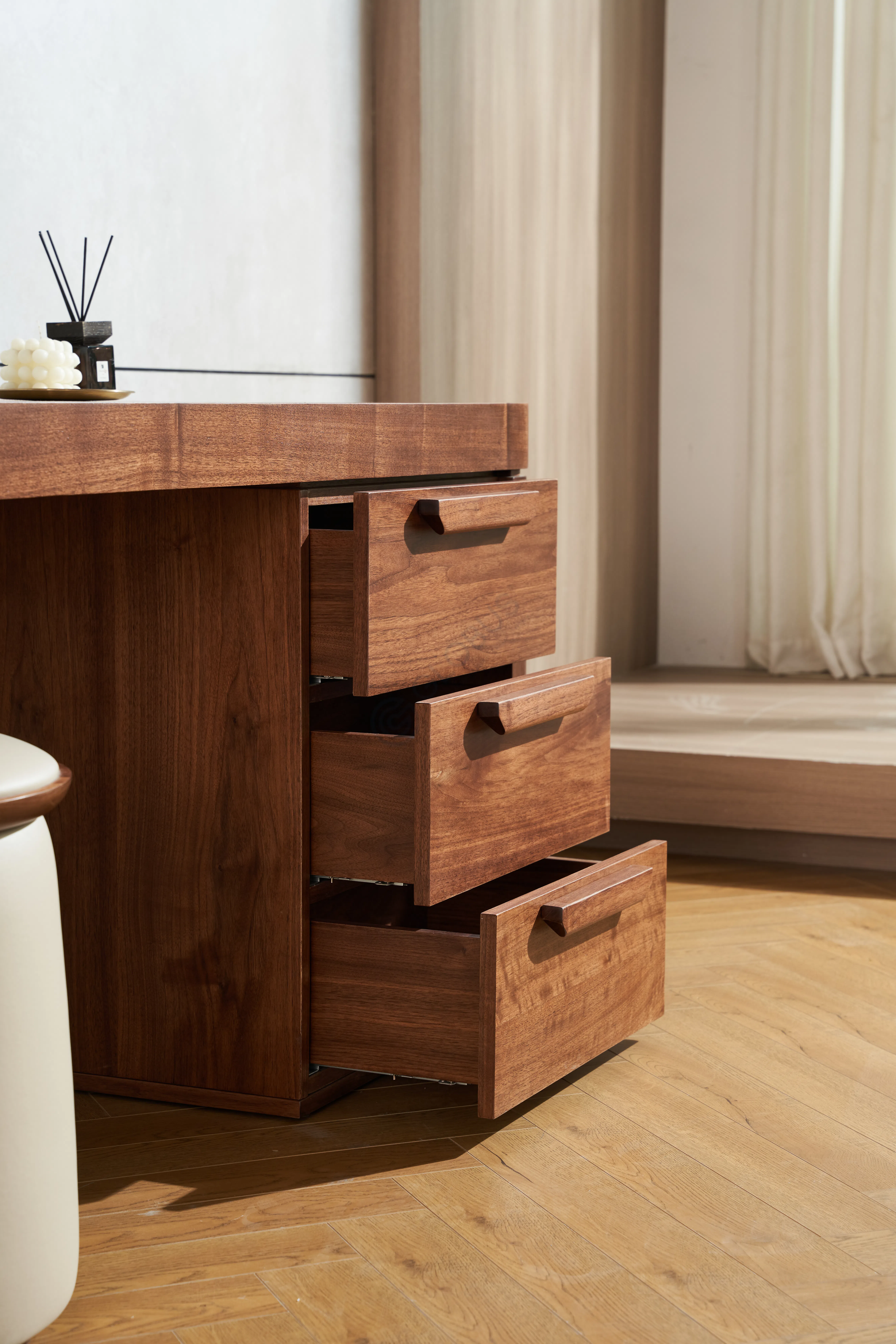 Туалетный столик PORADA Afrodite