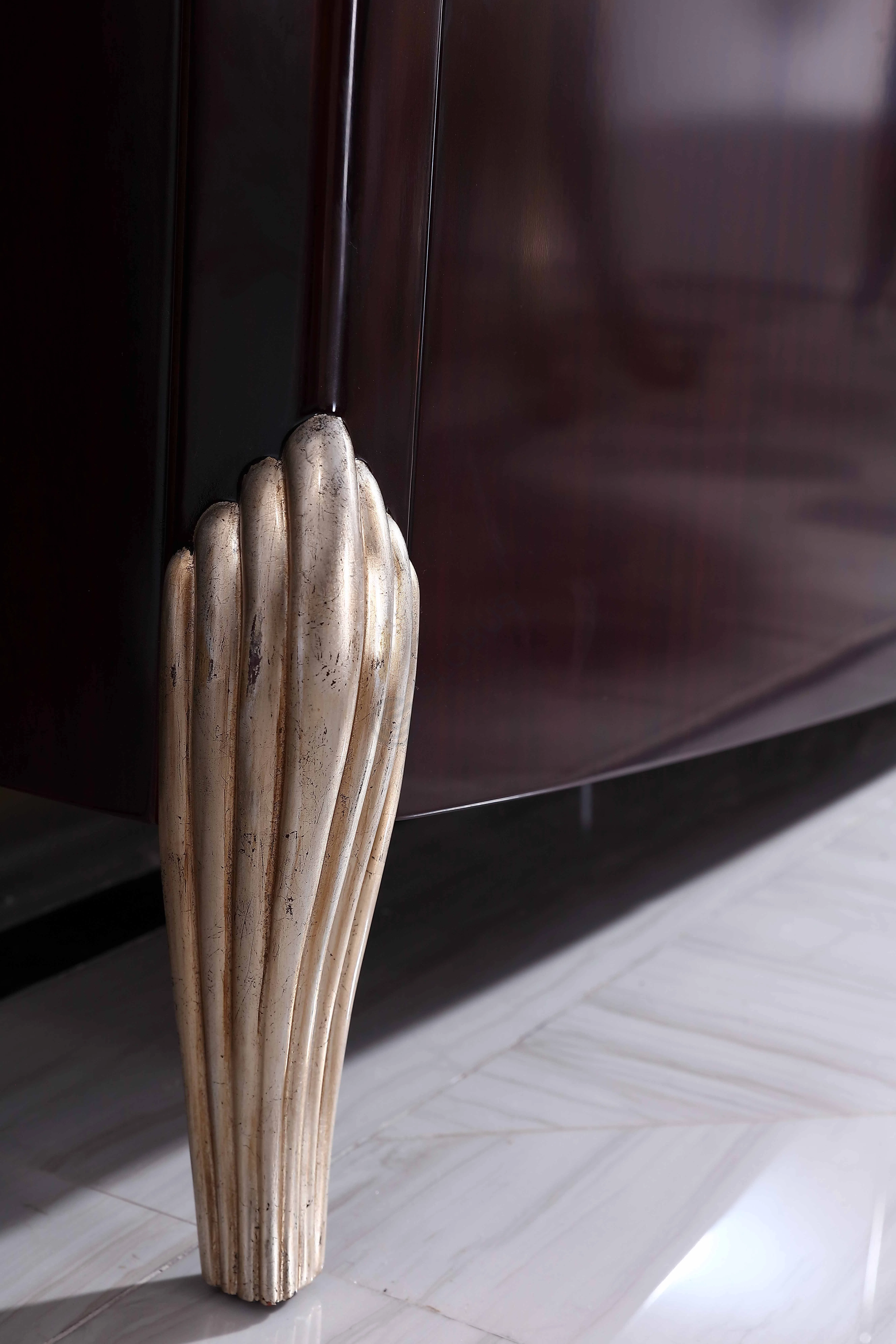 ТВ тумба CHRISTOPHER GUY La Rive