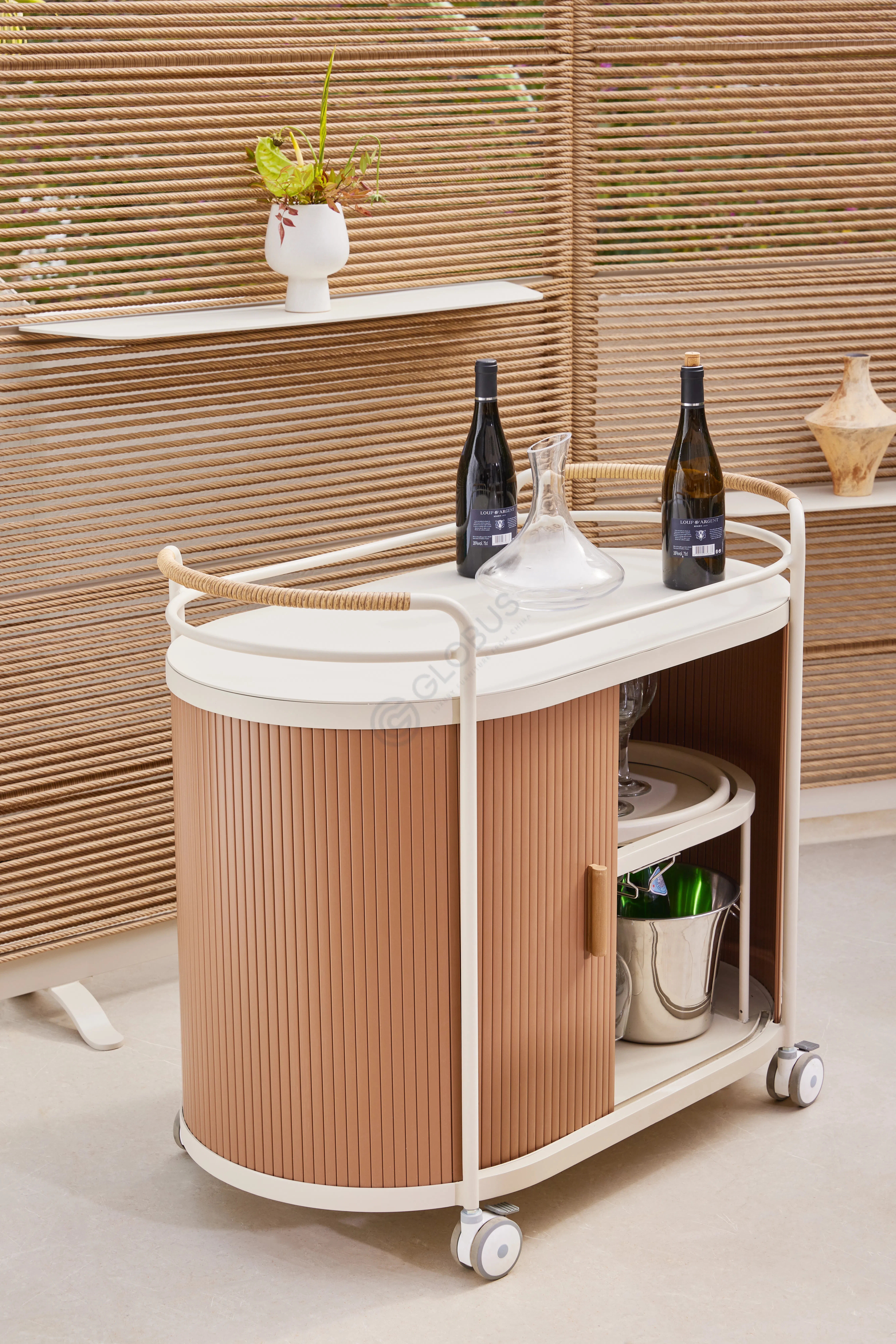 Уличный сервировочный столик Verrano