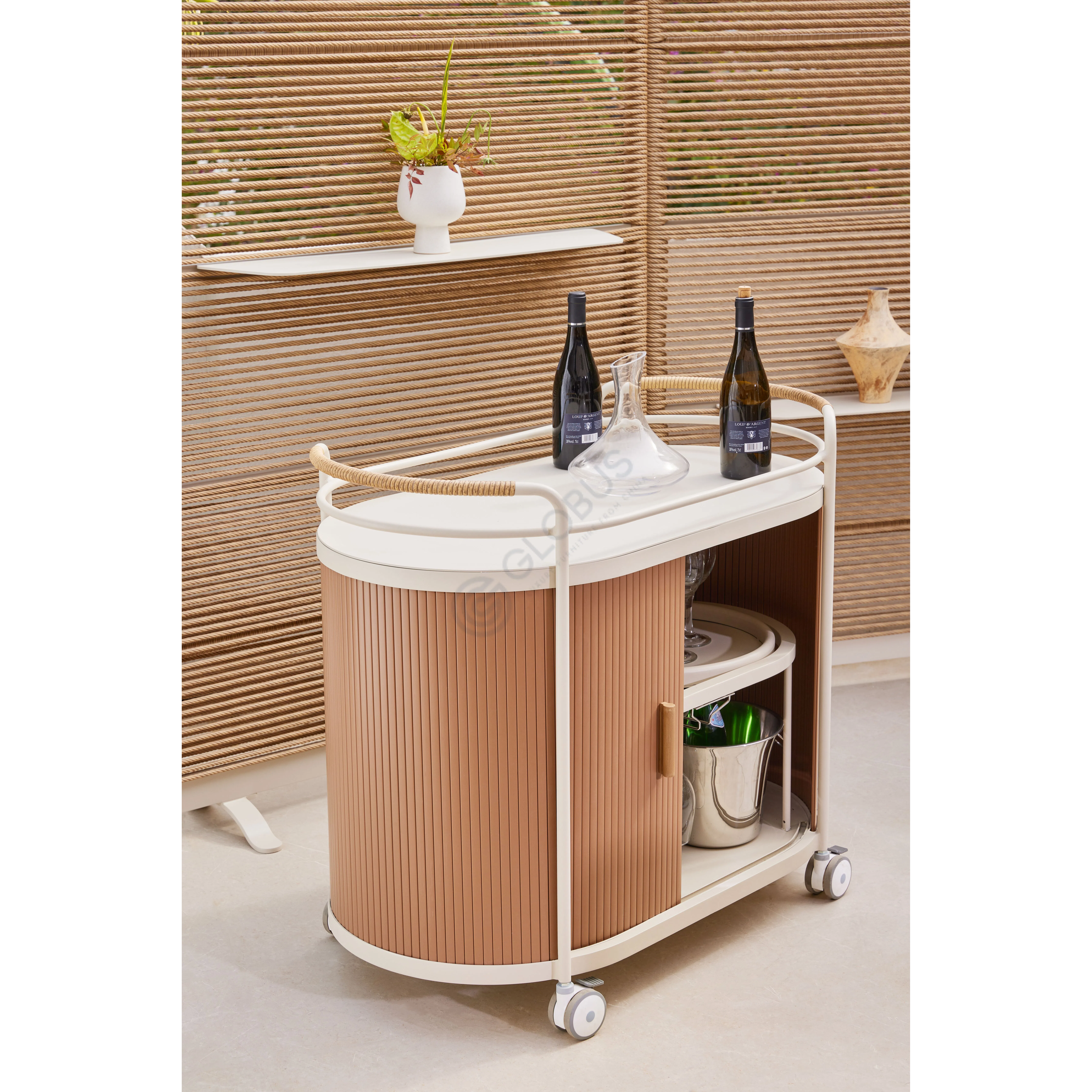 Уличный сервировочный столик Verrano