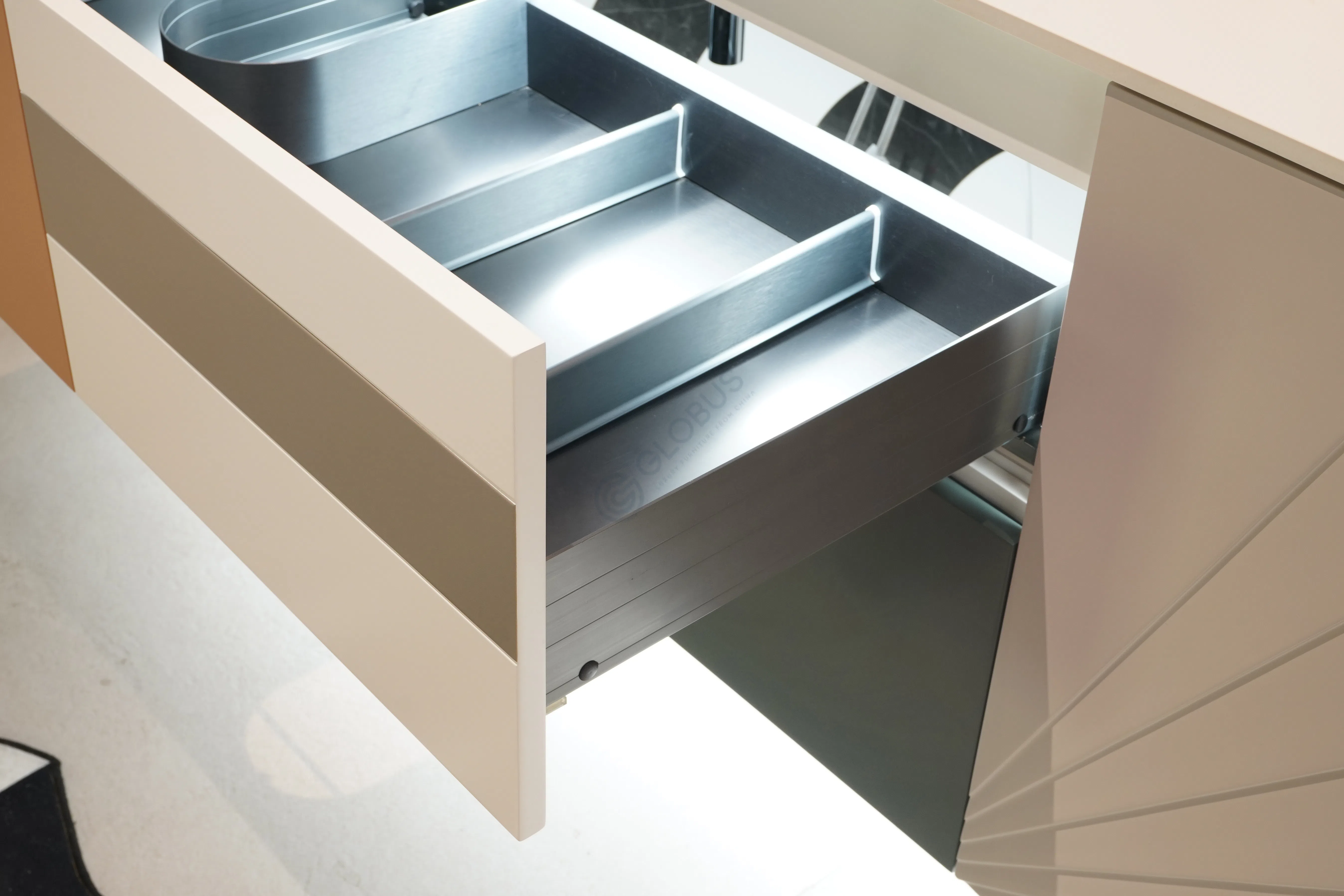 Ванный шкаф Catarina