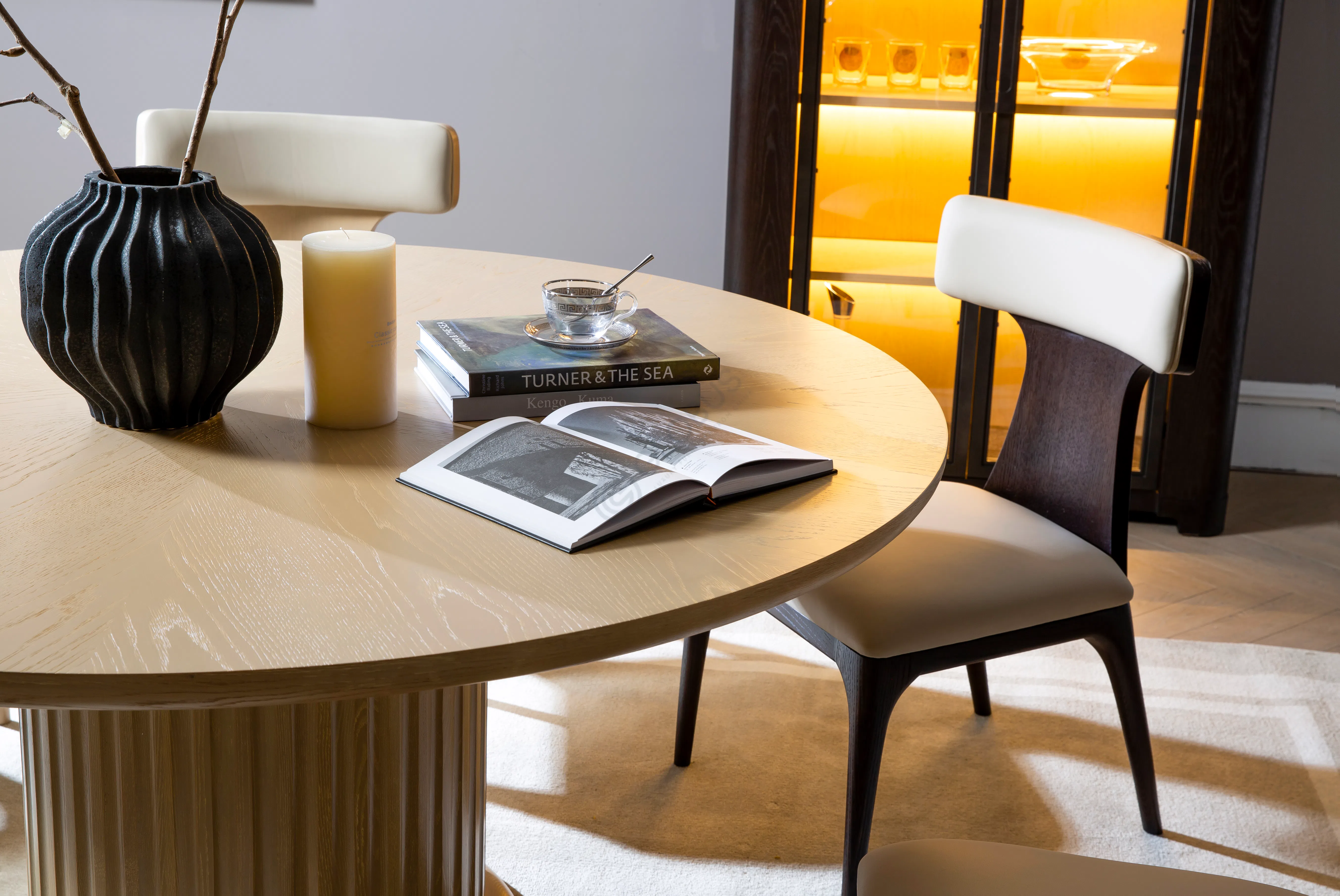 Обеденный стол Stilda