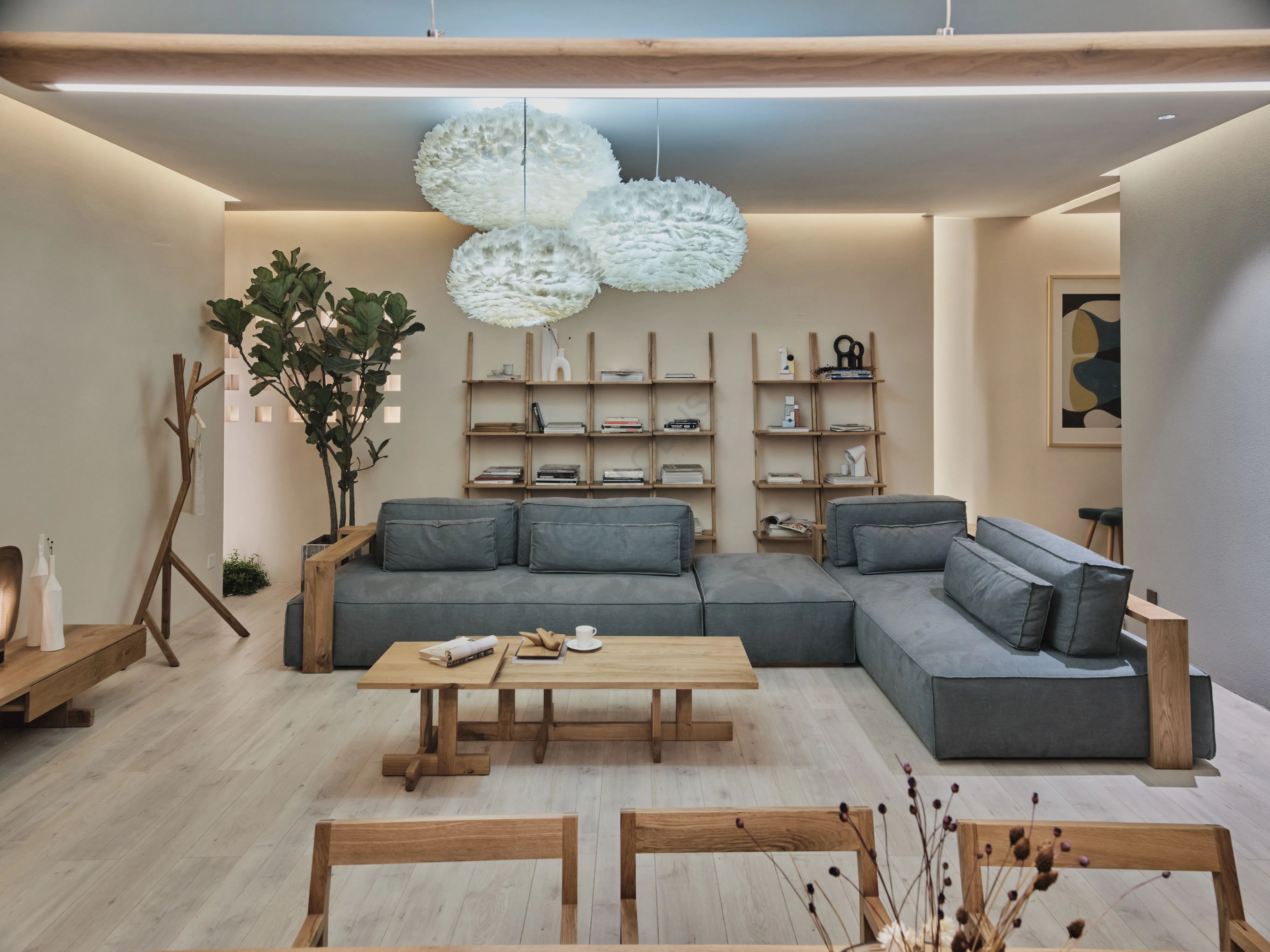 Угловой столик Laquina