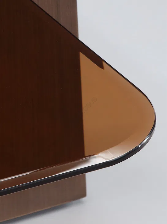 Журнальный столик Krescentia