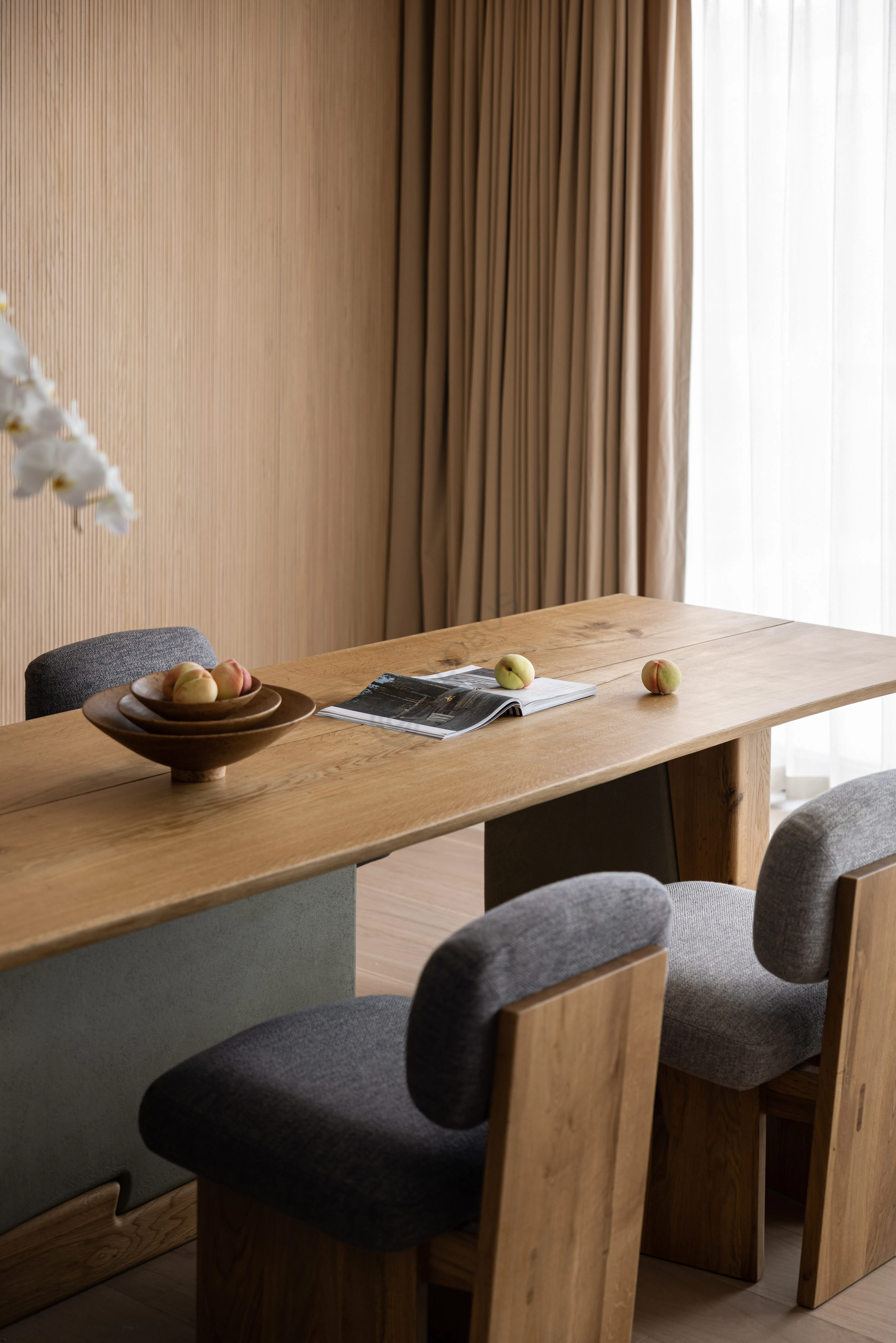 Обеденный стул ATELIER DE TROUPE Jia