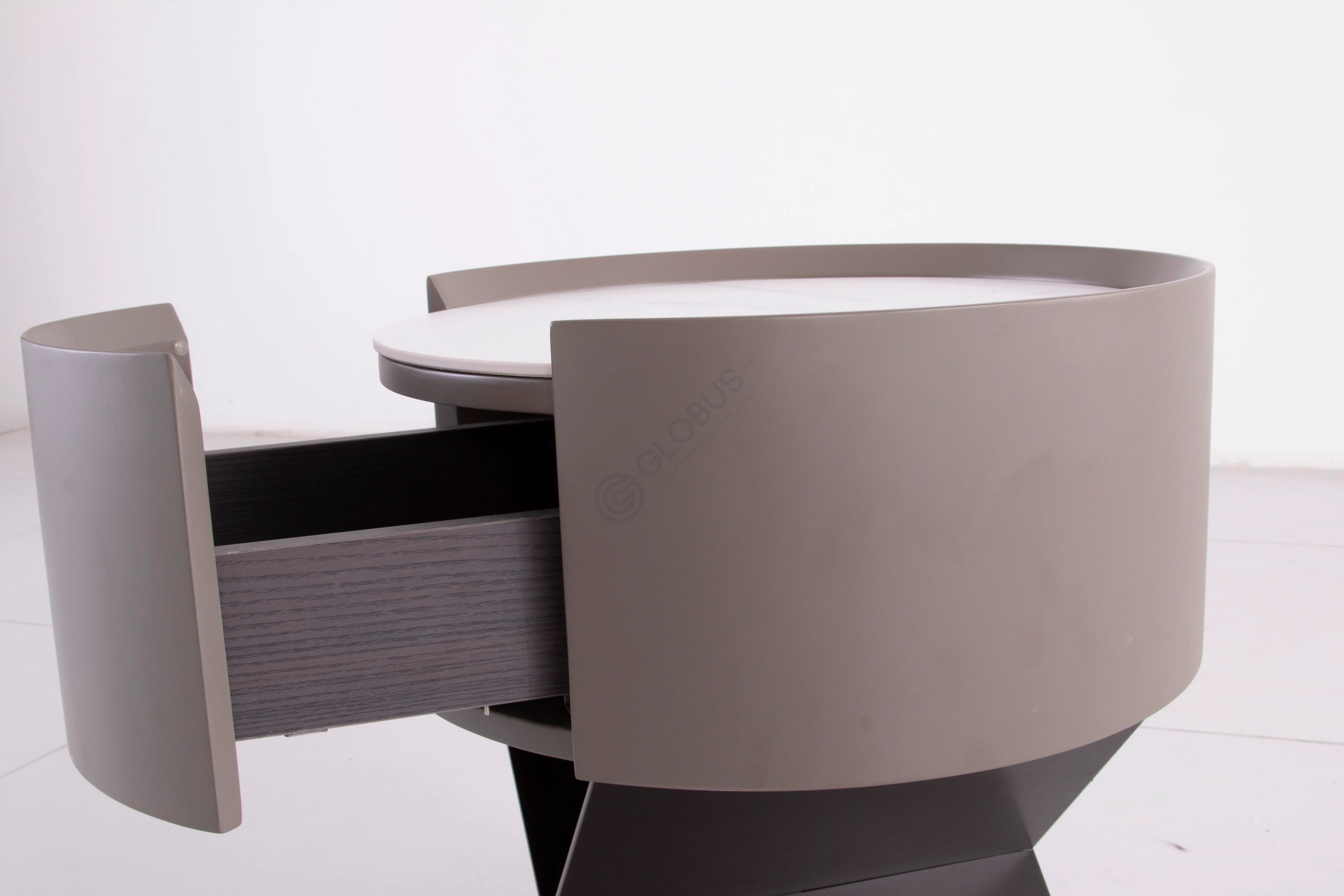 Прикроватная тумба Ylyse