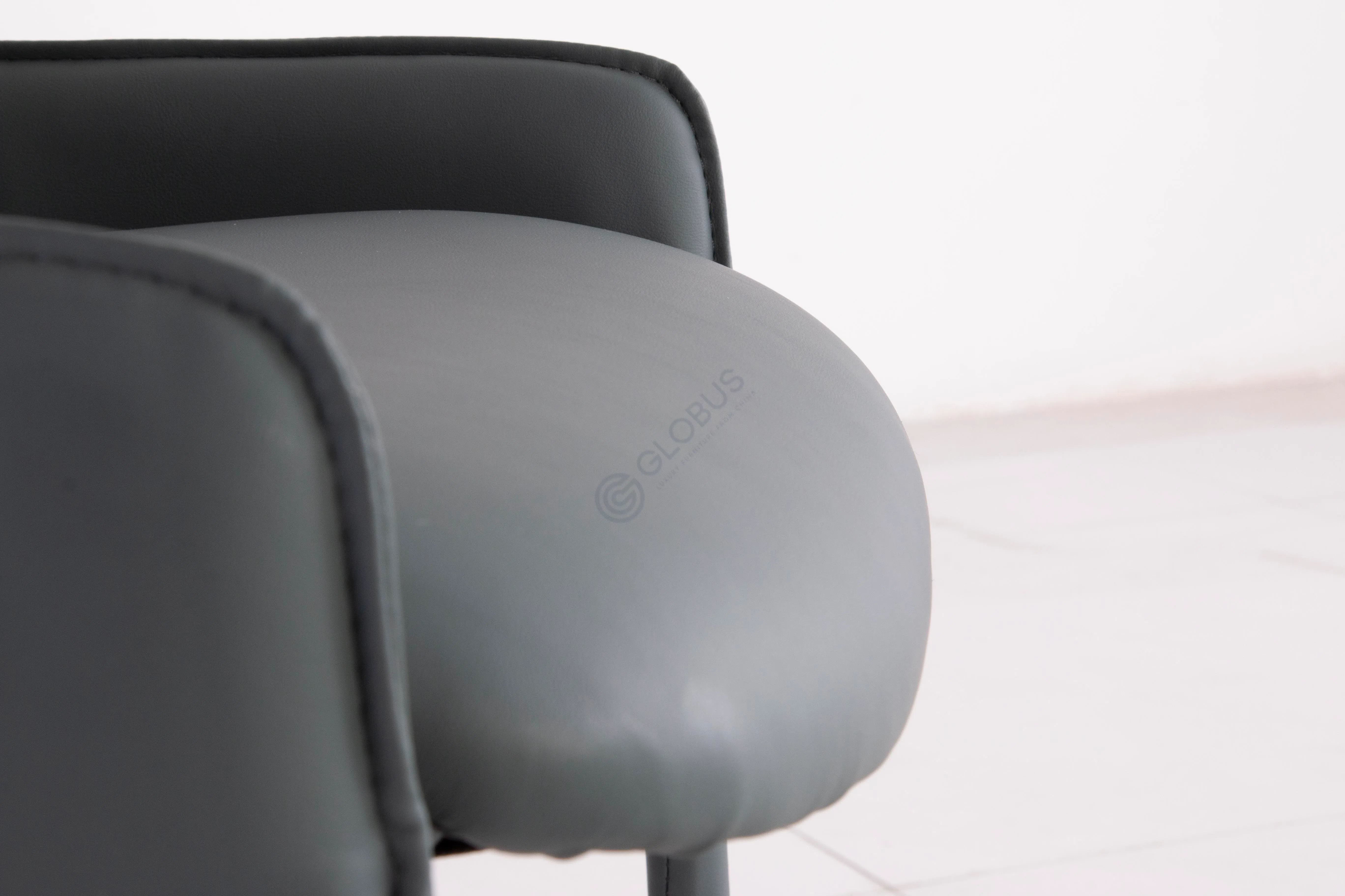 Обеденный стул Strictus