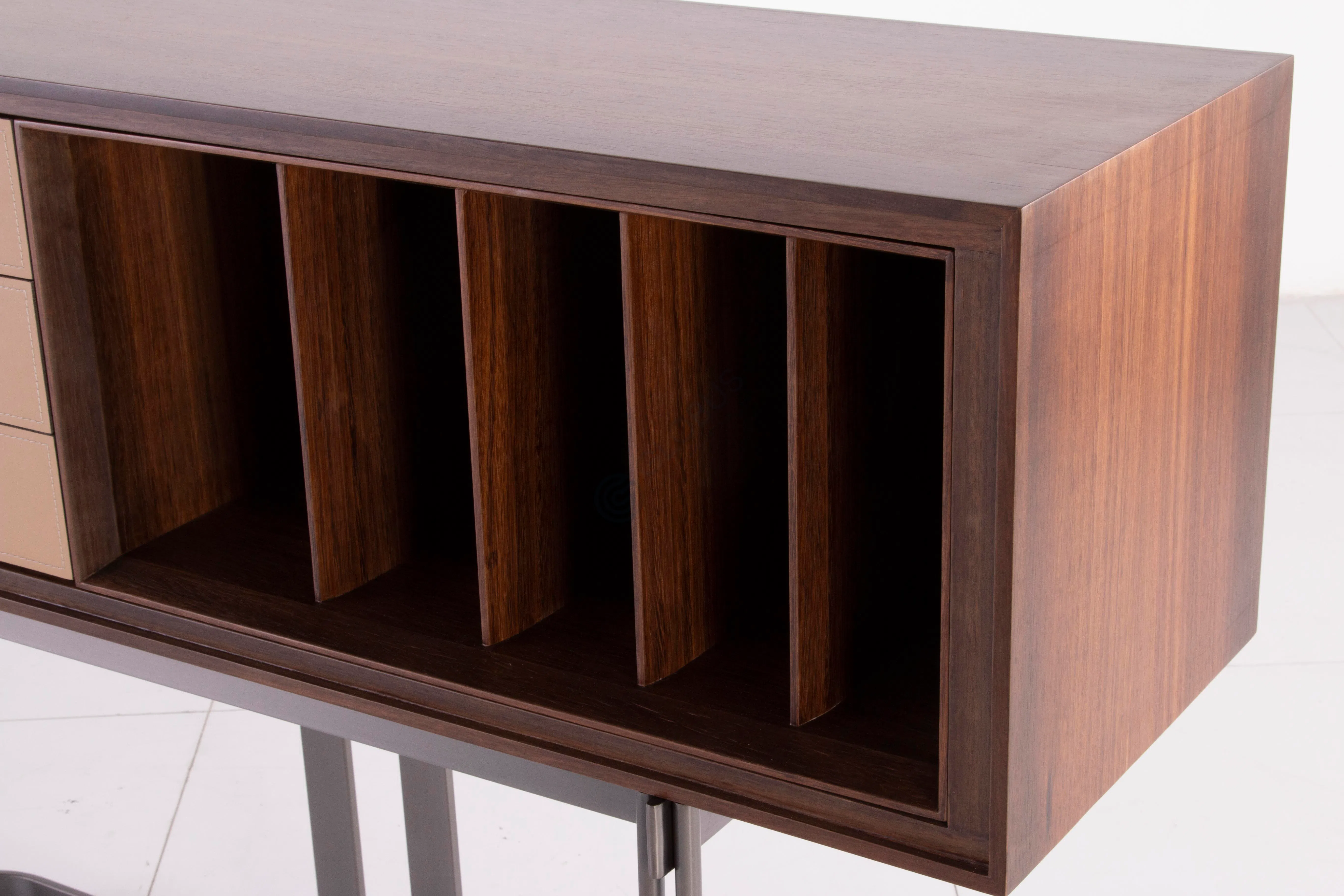 Консоль Speluncus