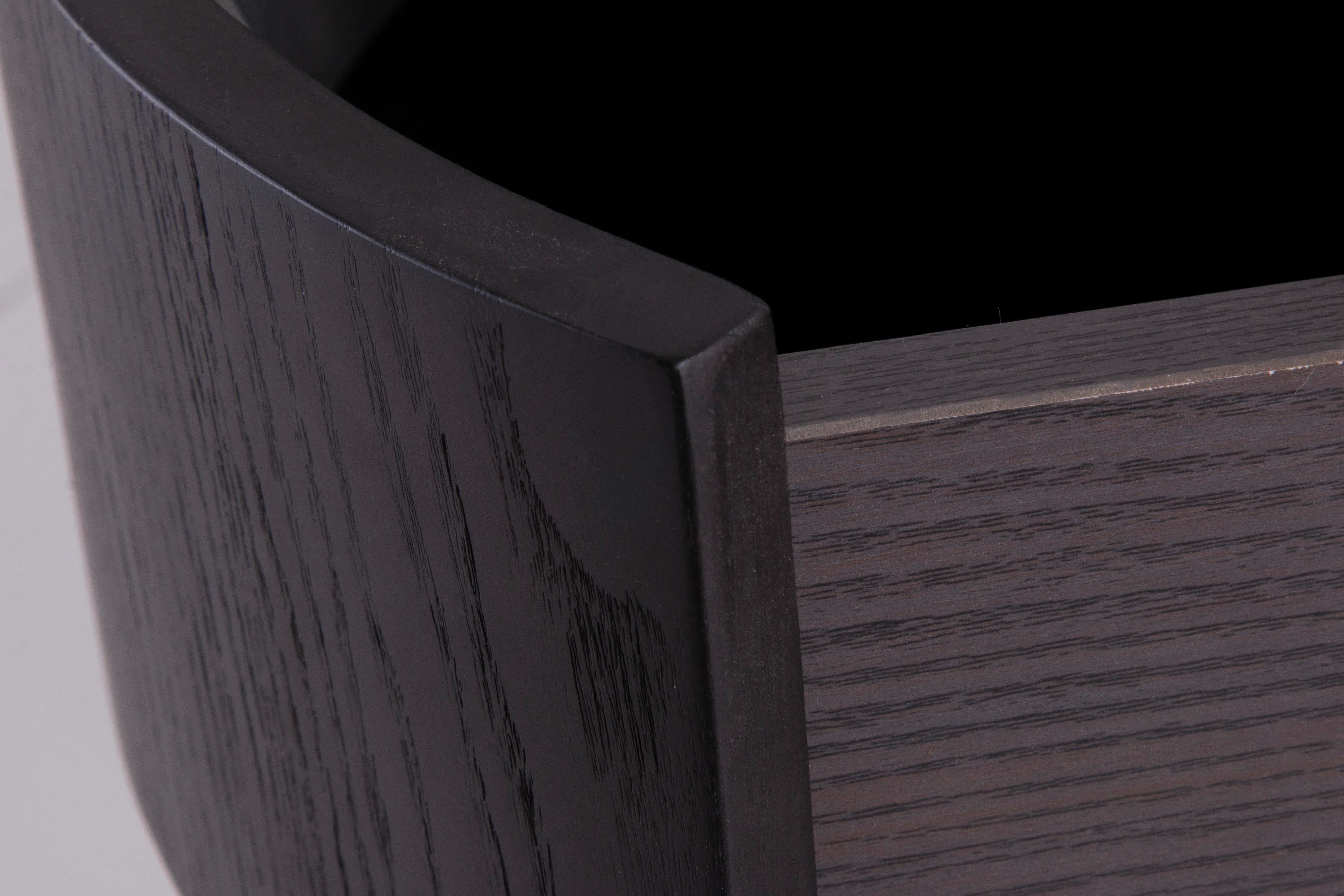 Прикроватная тумба Emblazia