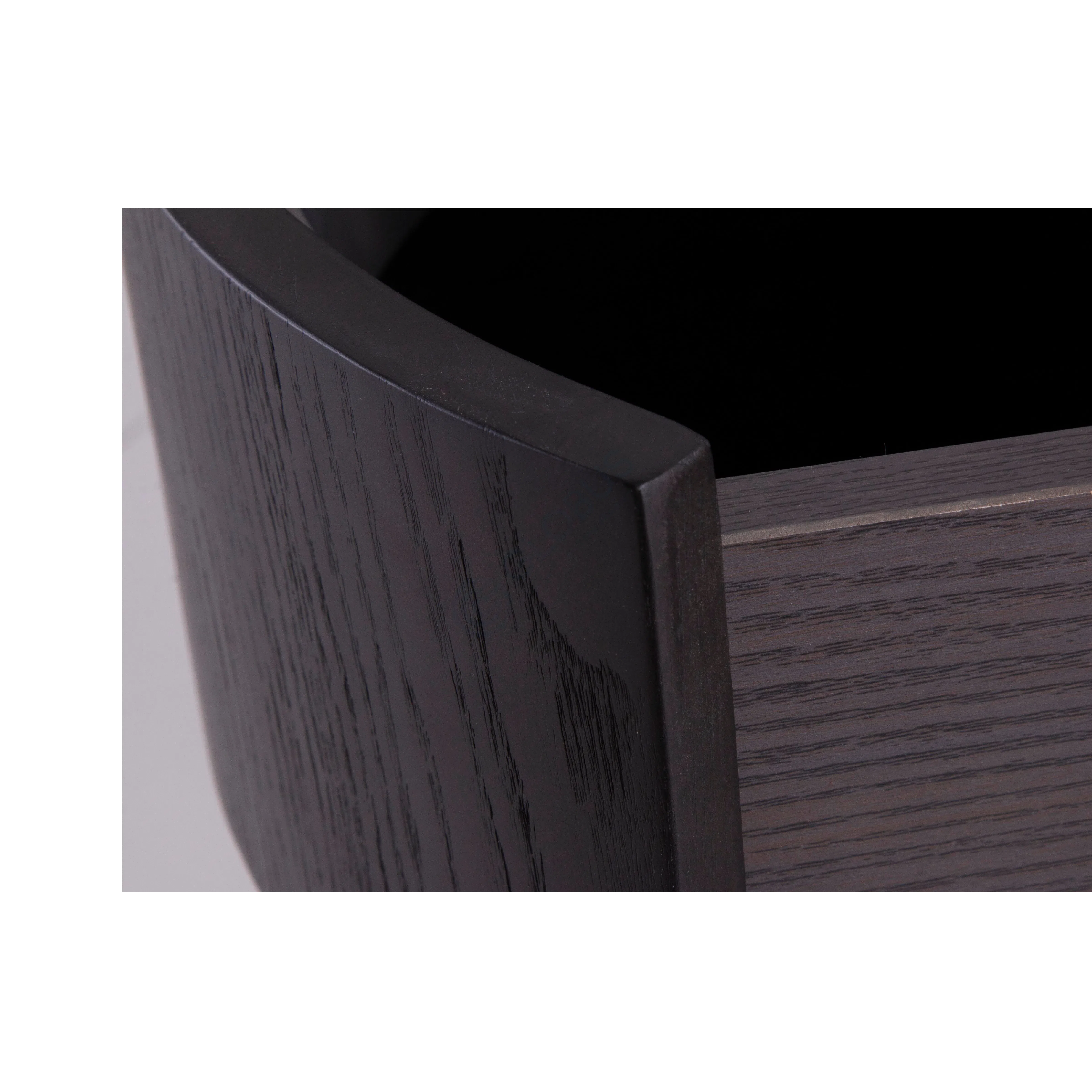 Прикроватная тумба Emblazia