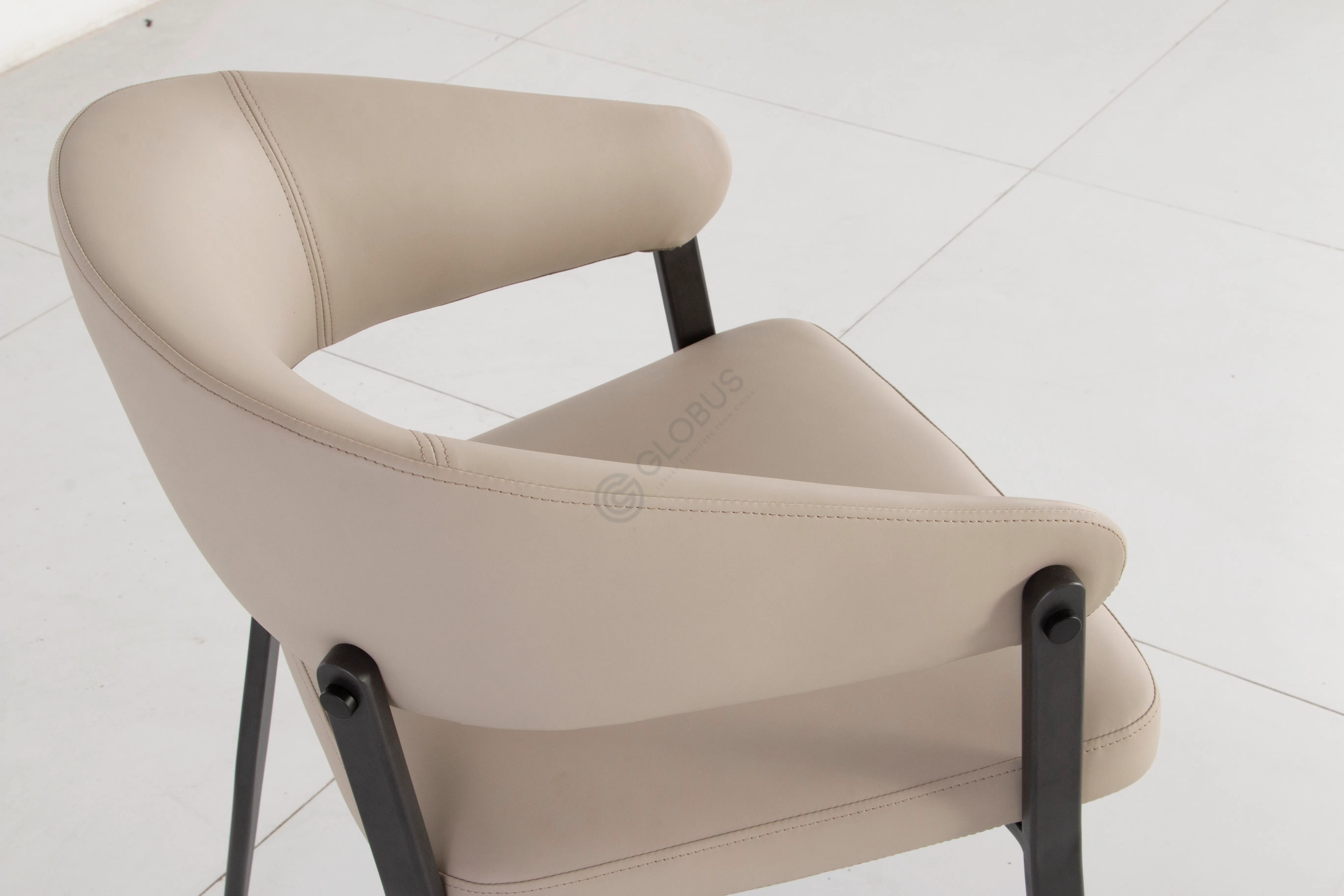 Обеденный стул Zyeira