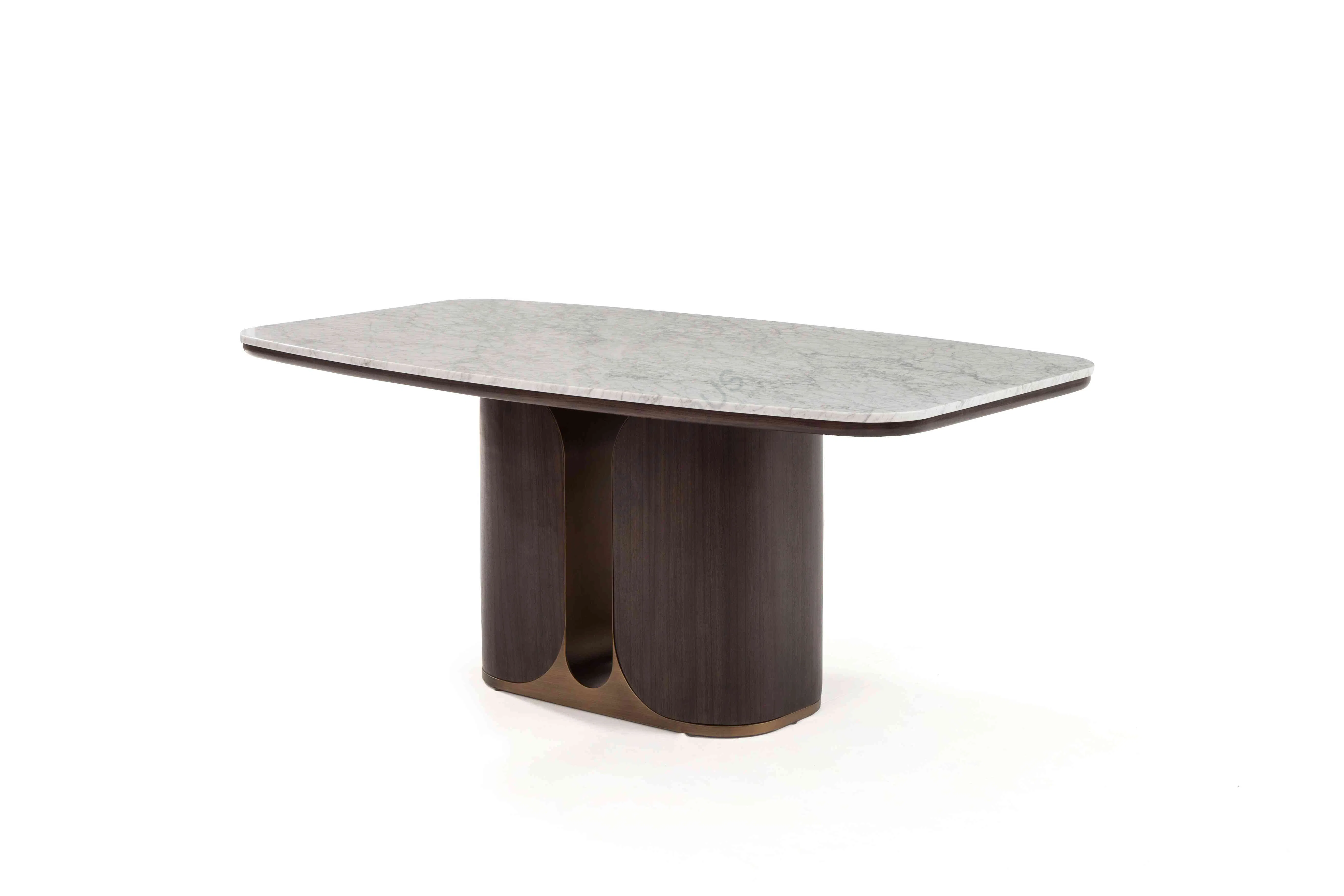 Обеденный стол Saporata