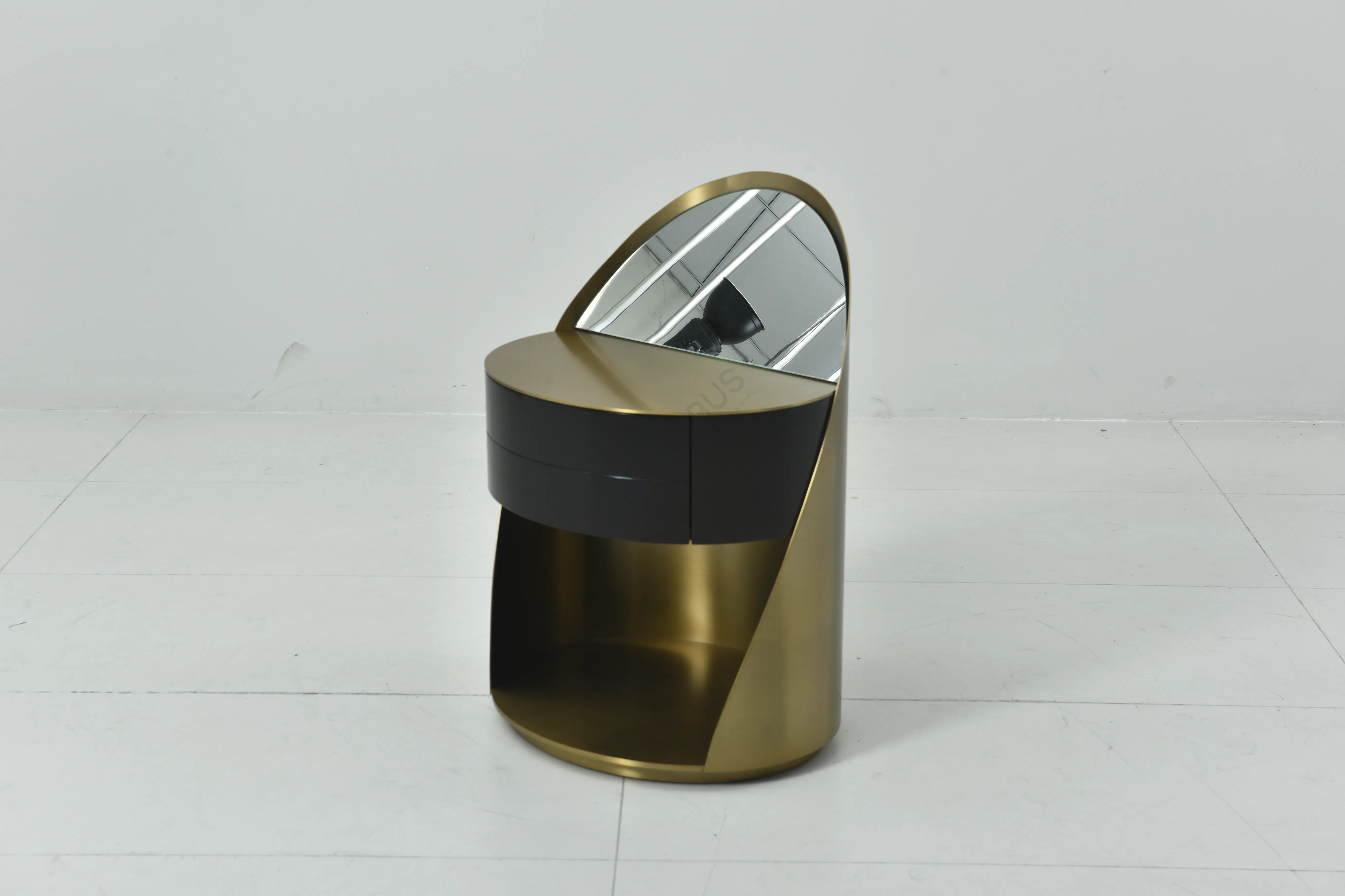 Прикроватная тумба Selima