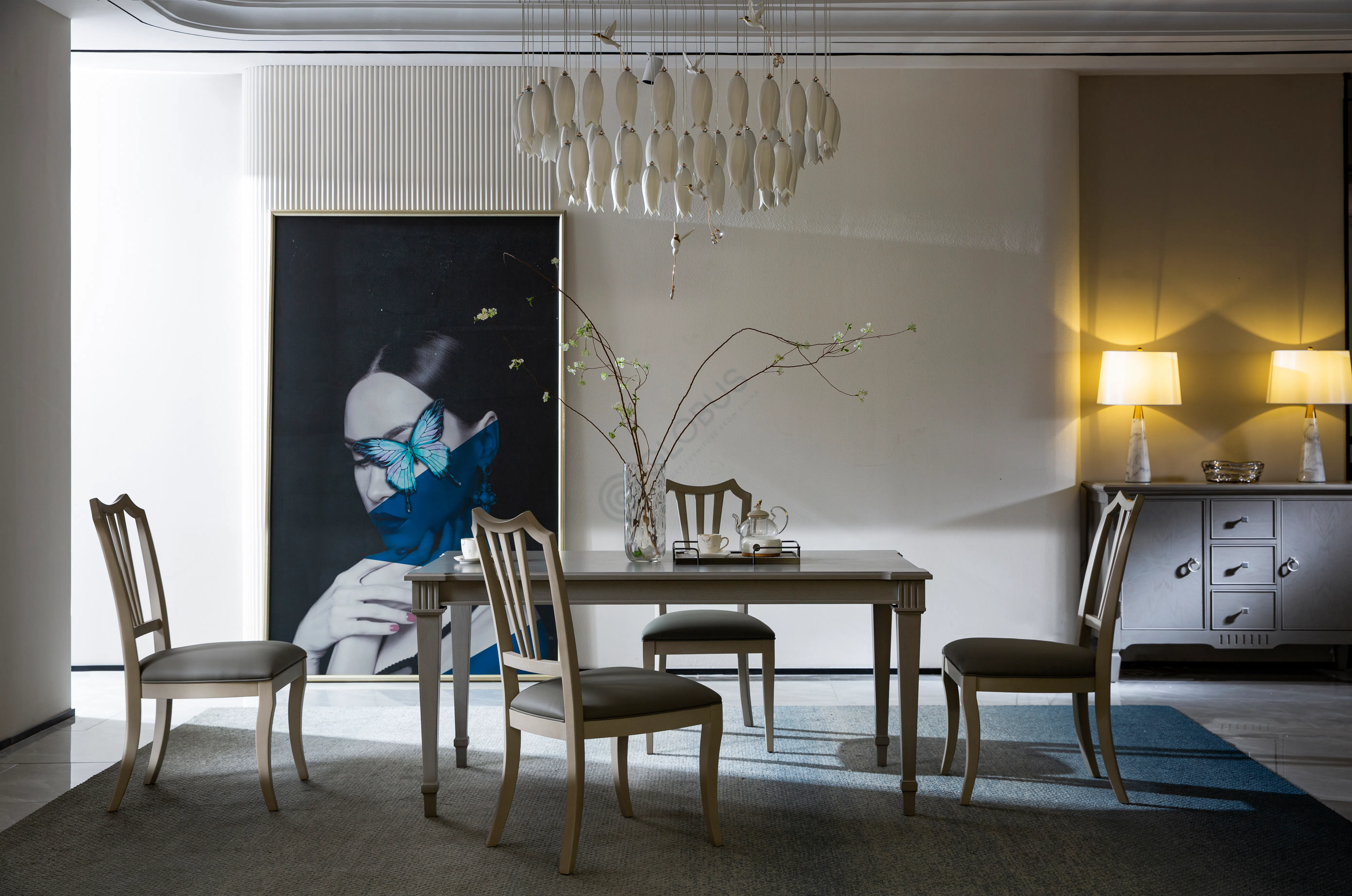 Обеденный стол Tomasino