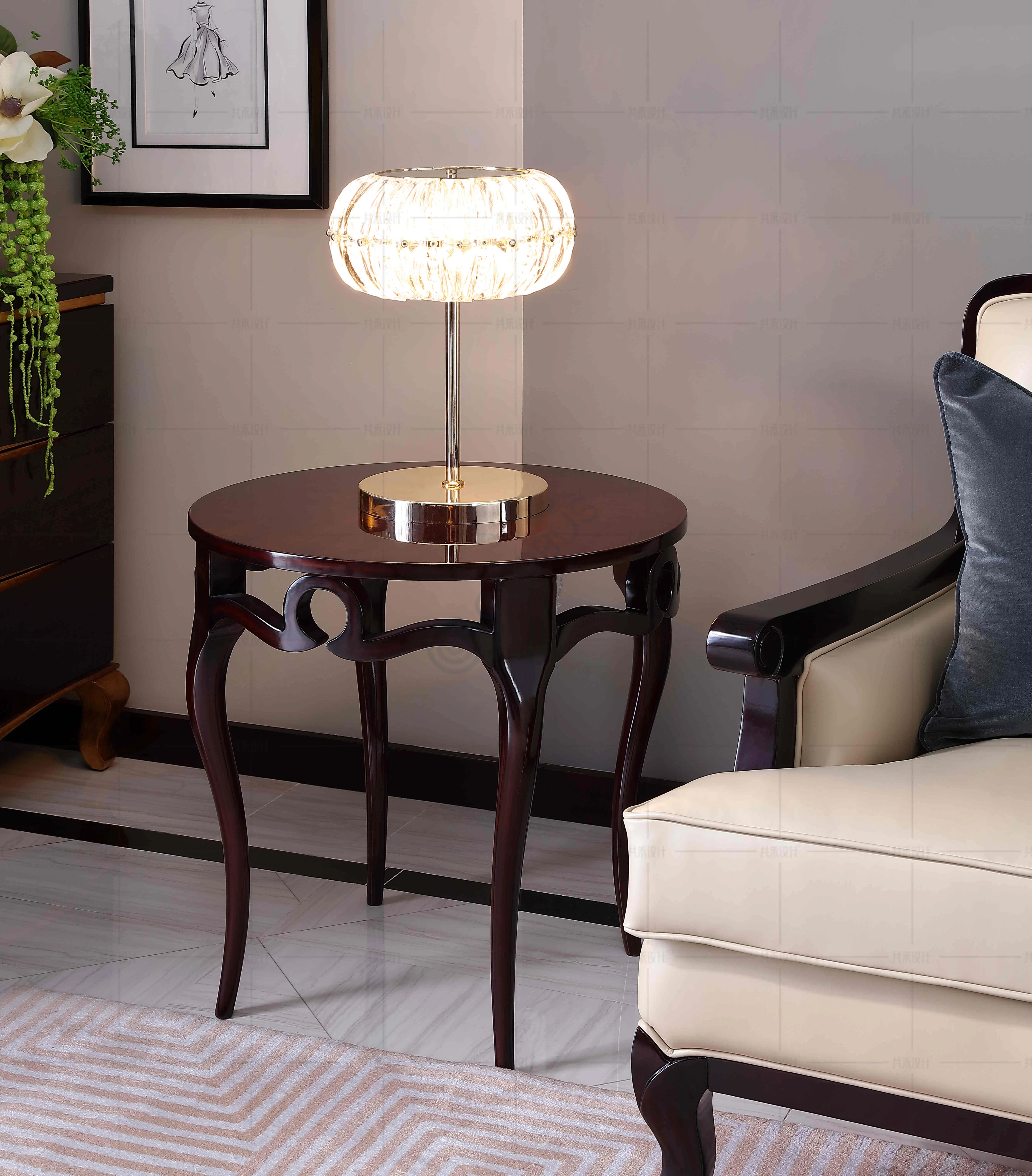 Угловой столик CHRISTOPHER GUY Piaget