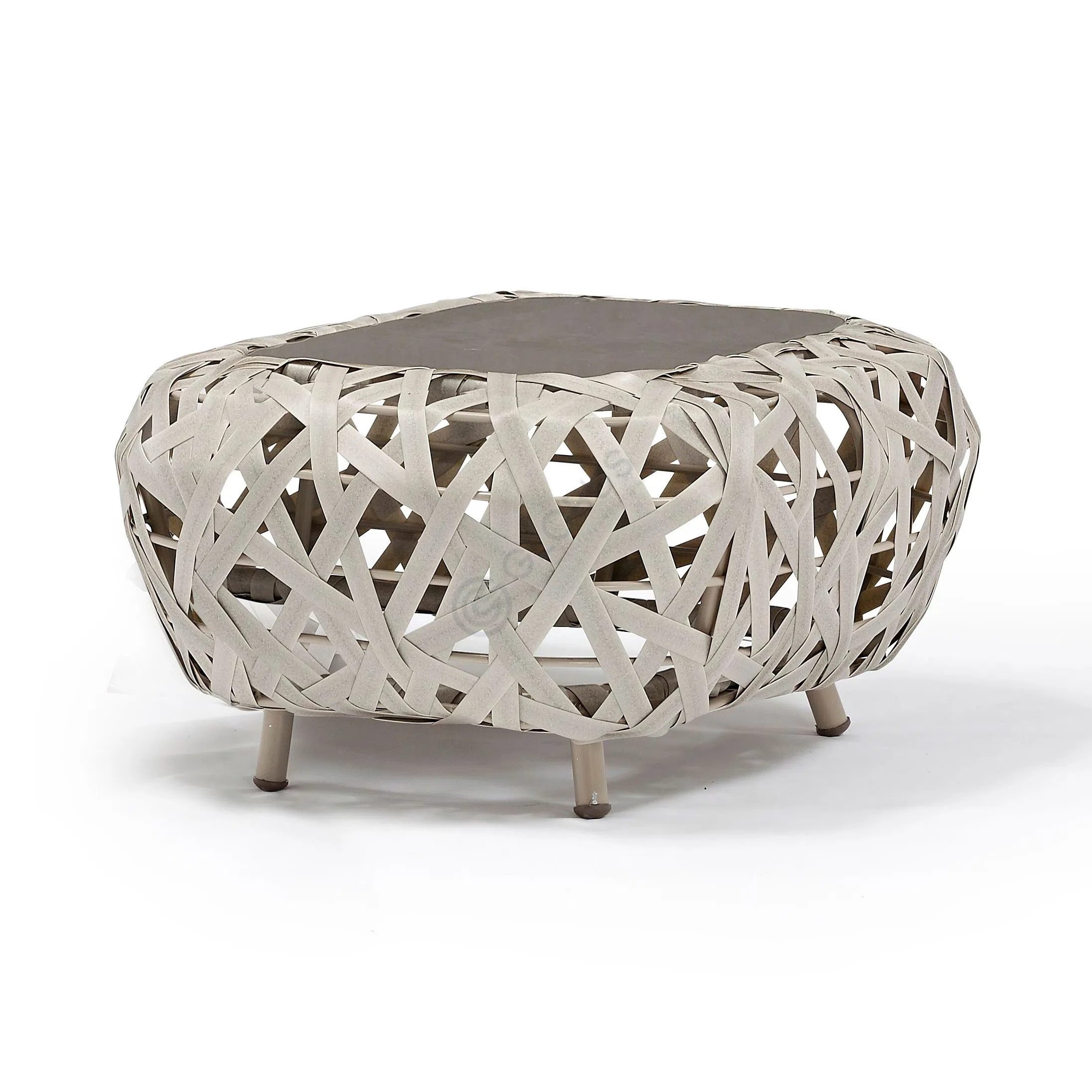 Уличный угловой столик COUTURE JARDIN