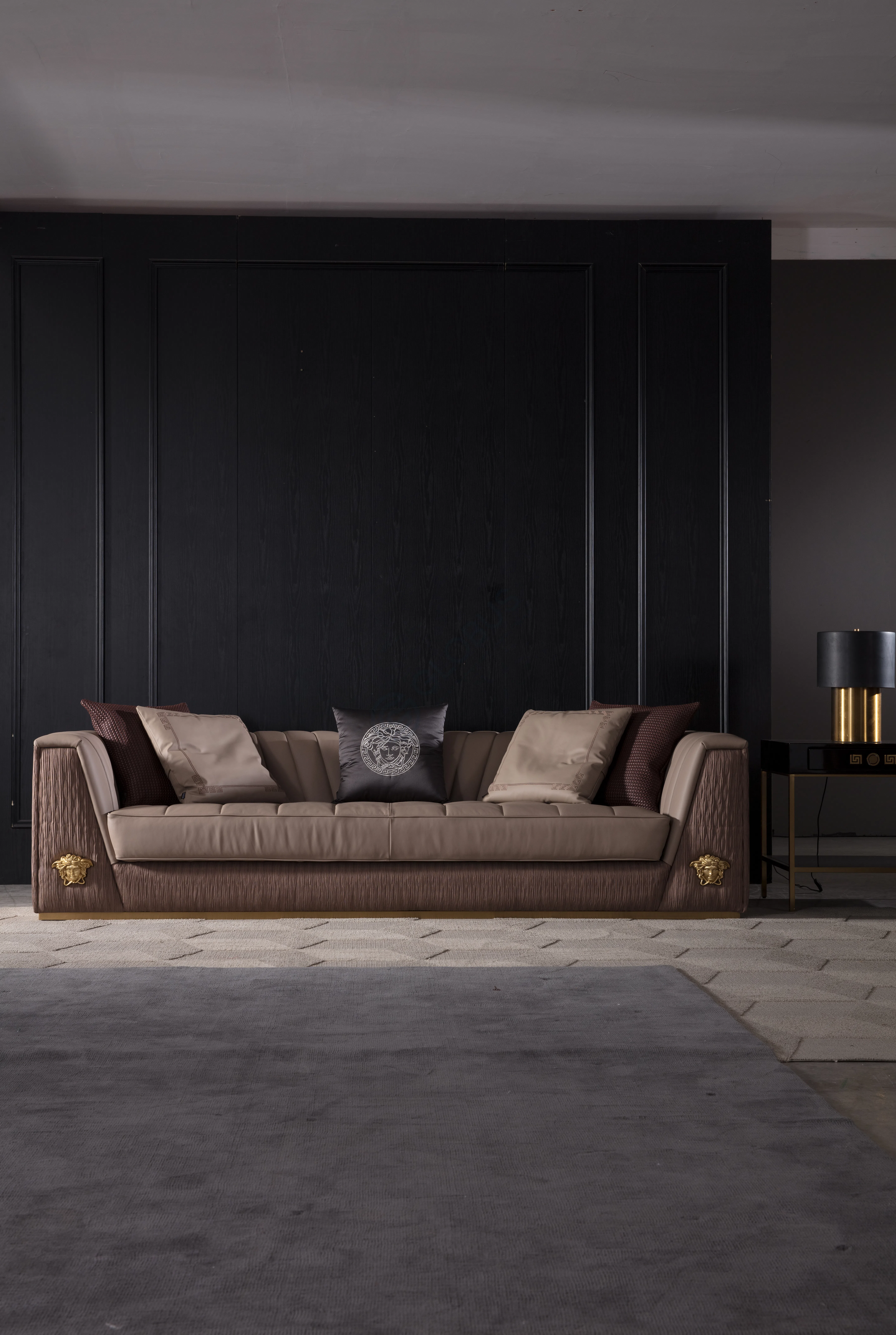 Диван VERSACE Via Gesu