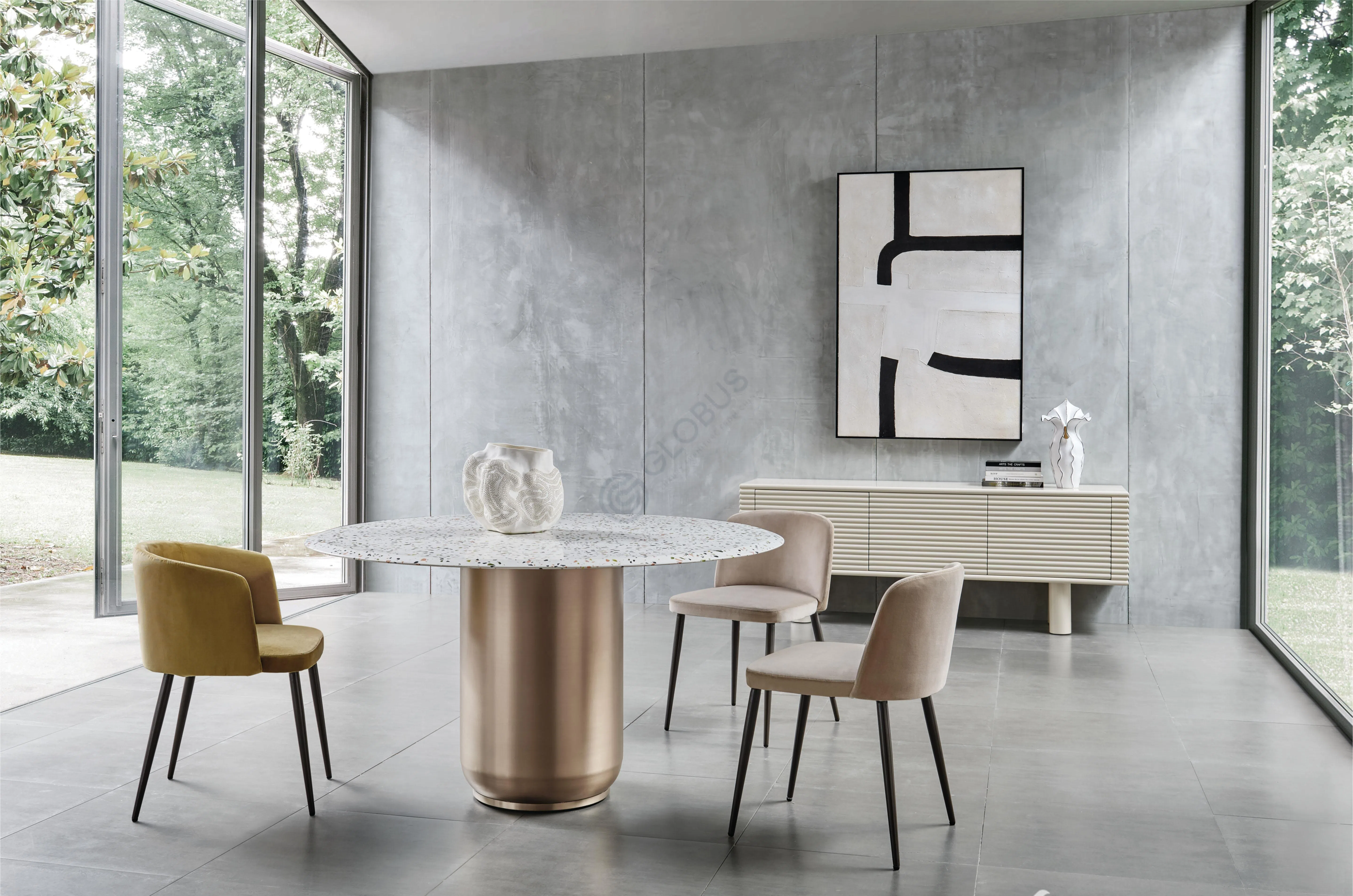 Обеденный стол Illustre