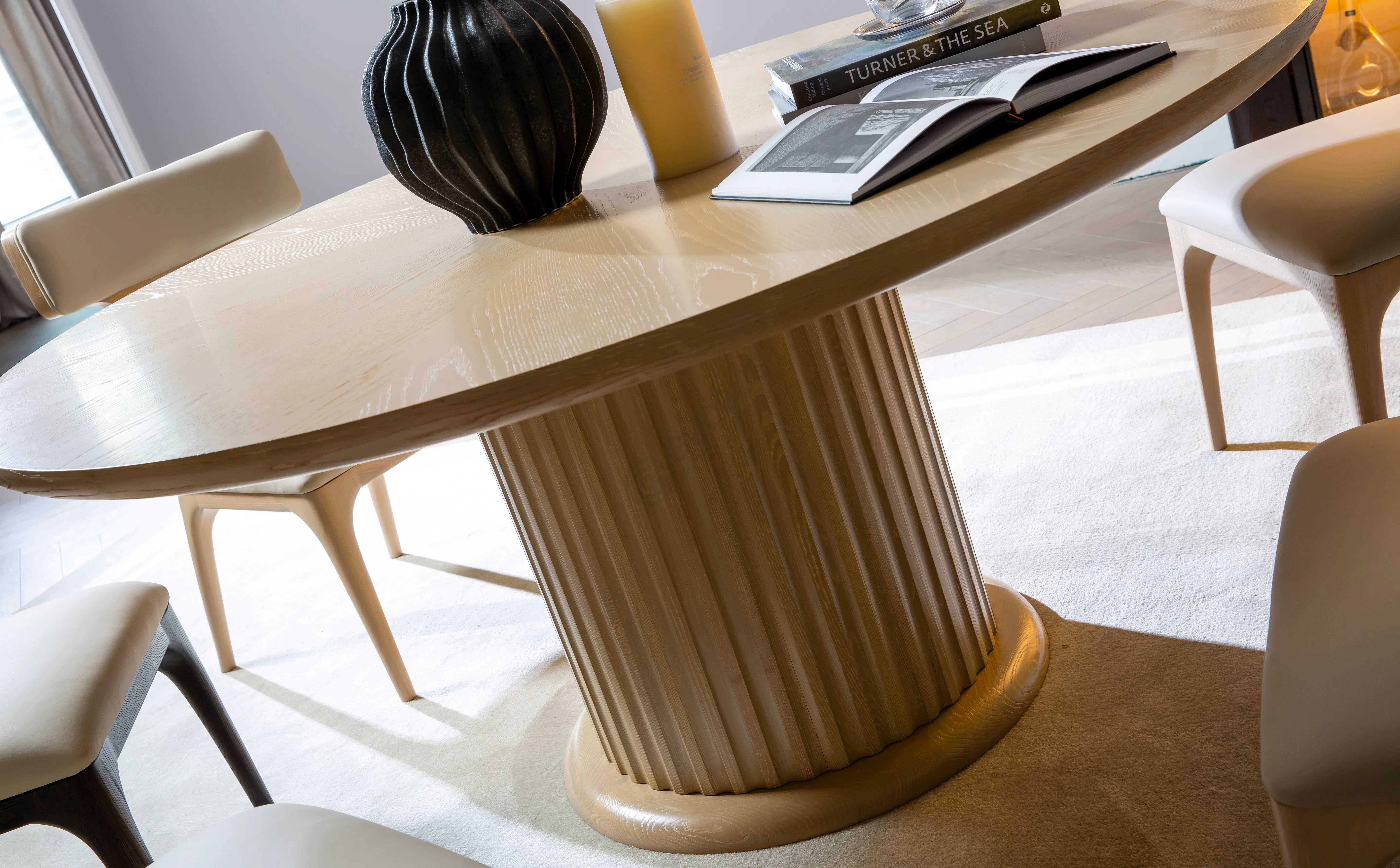 Обеденный стол Stilda