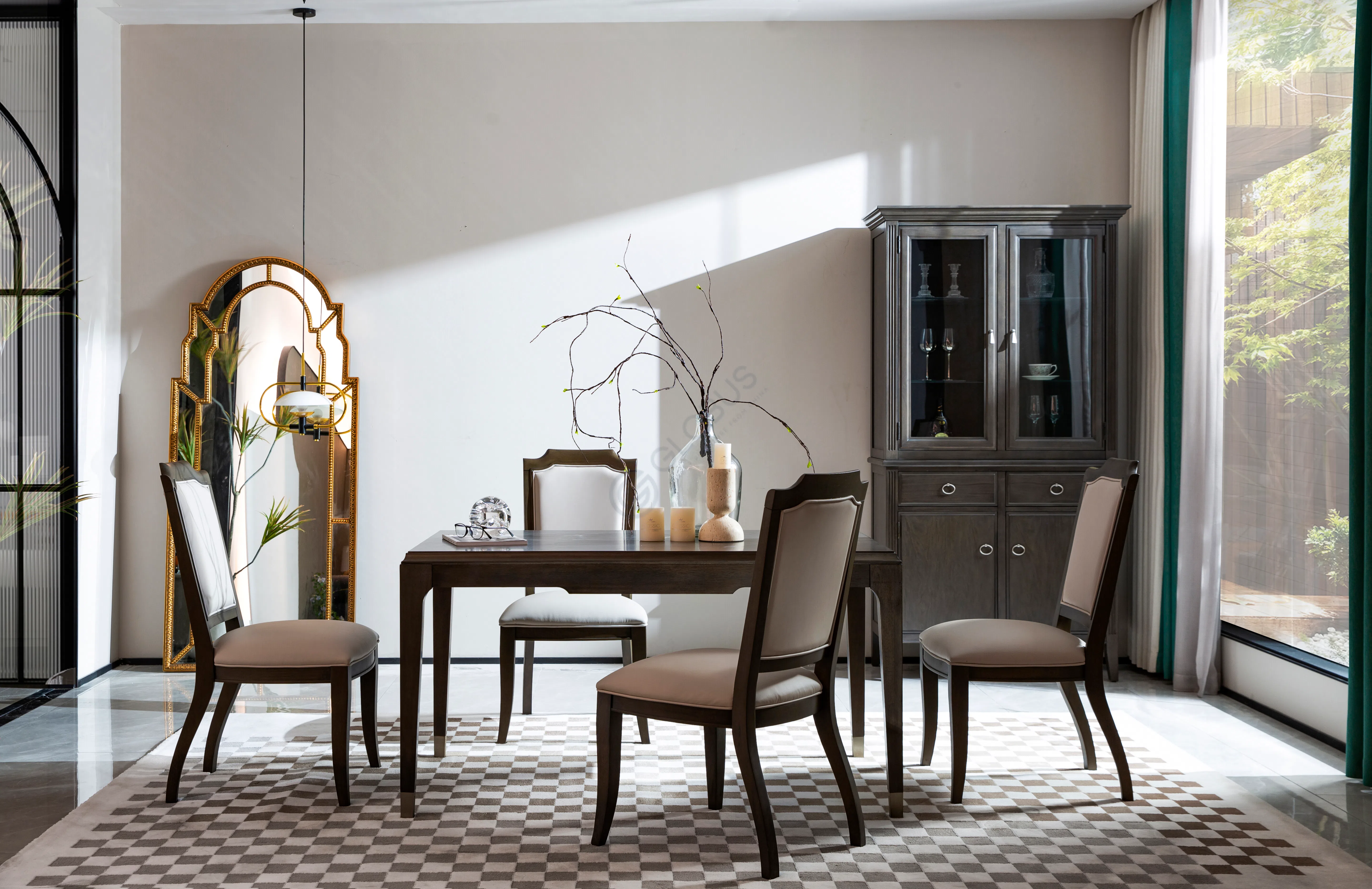 Обеденный стол Uerdo