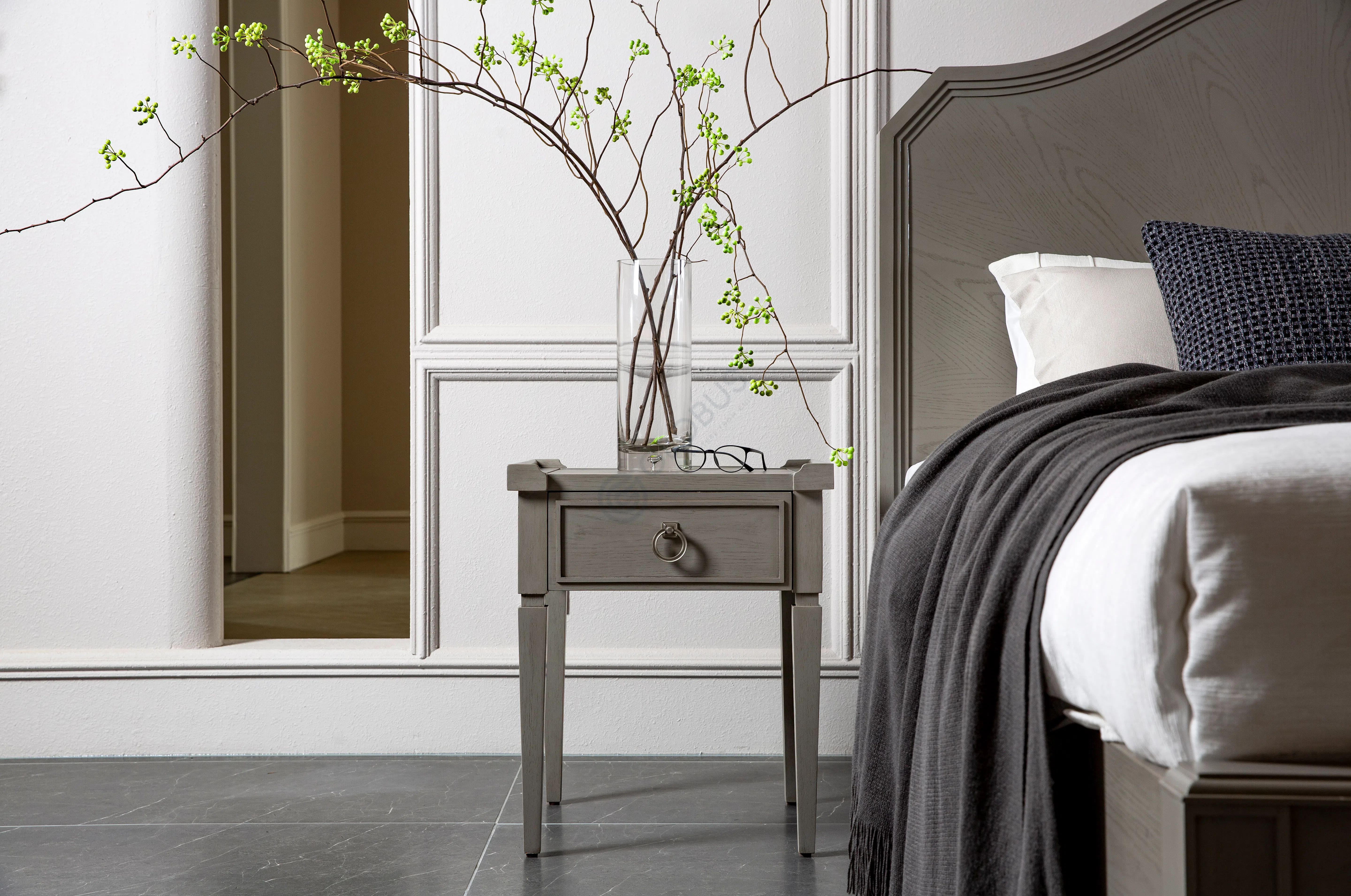 Угловой столик Demetria