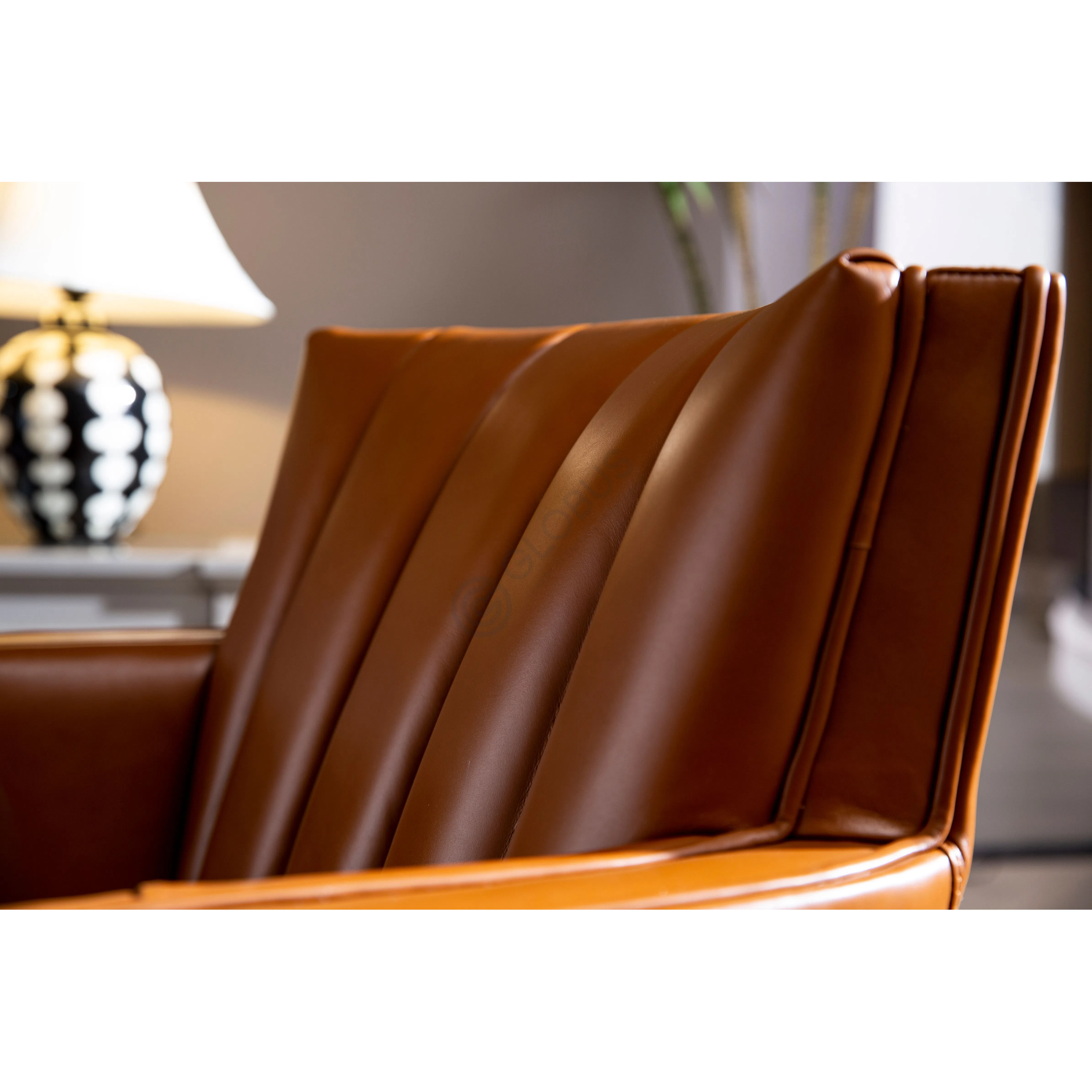 Кресло HOOKER Carson