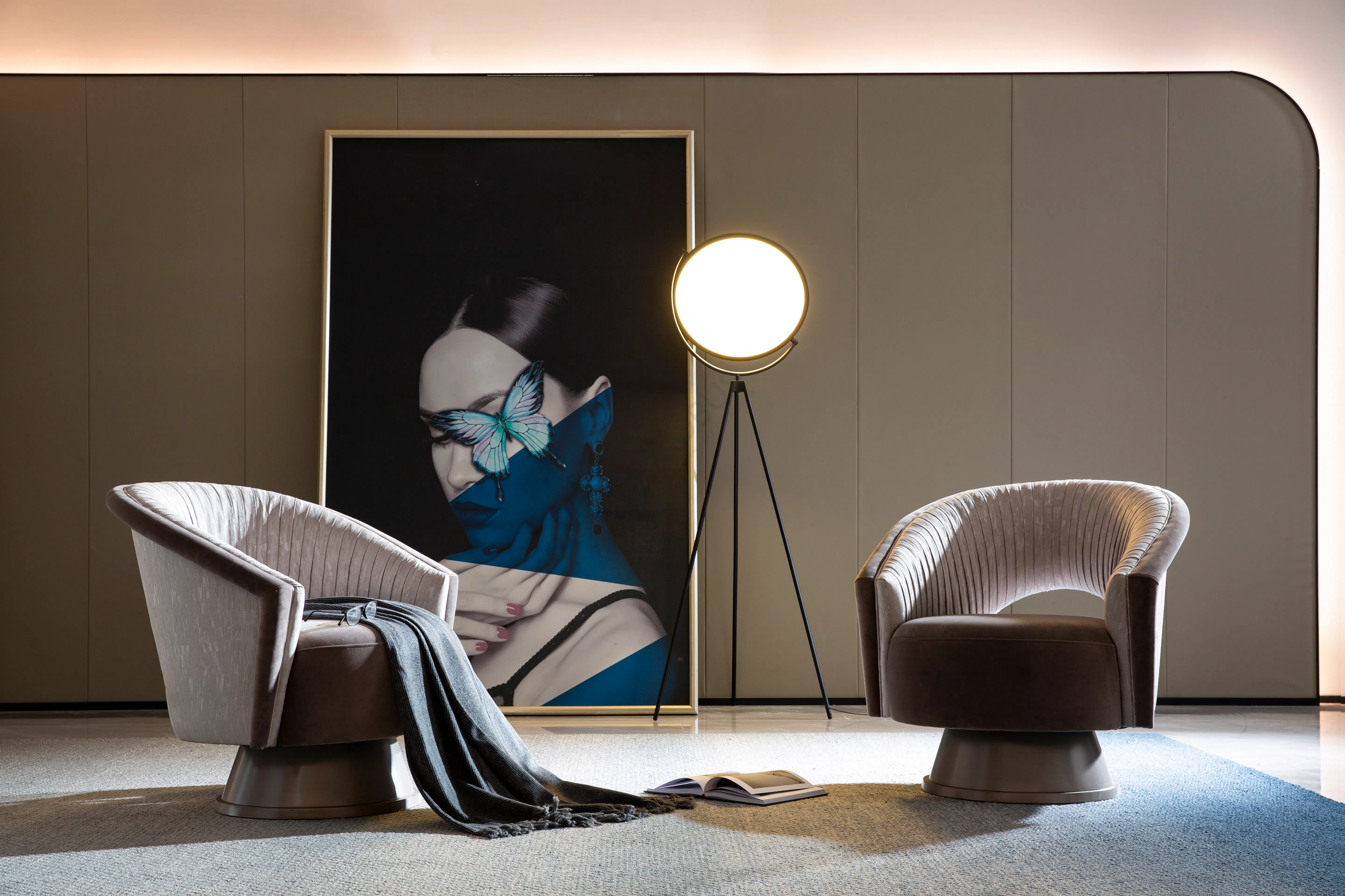 Кресло CARACOLE A Com-Pleat