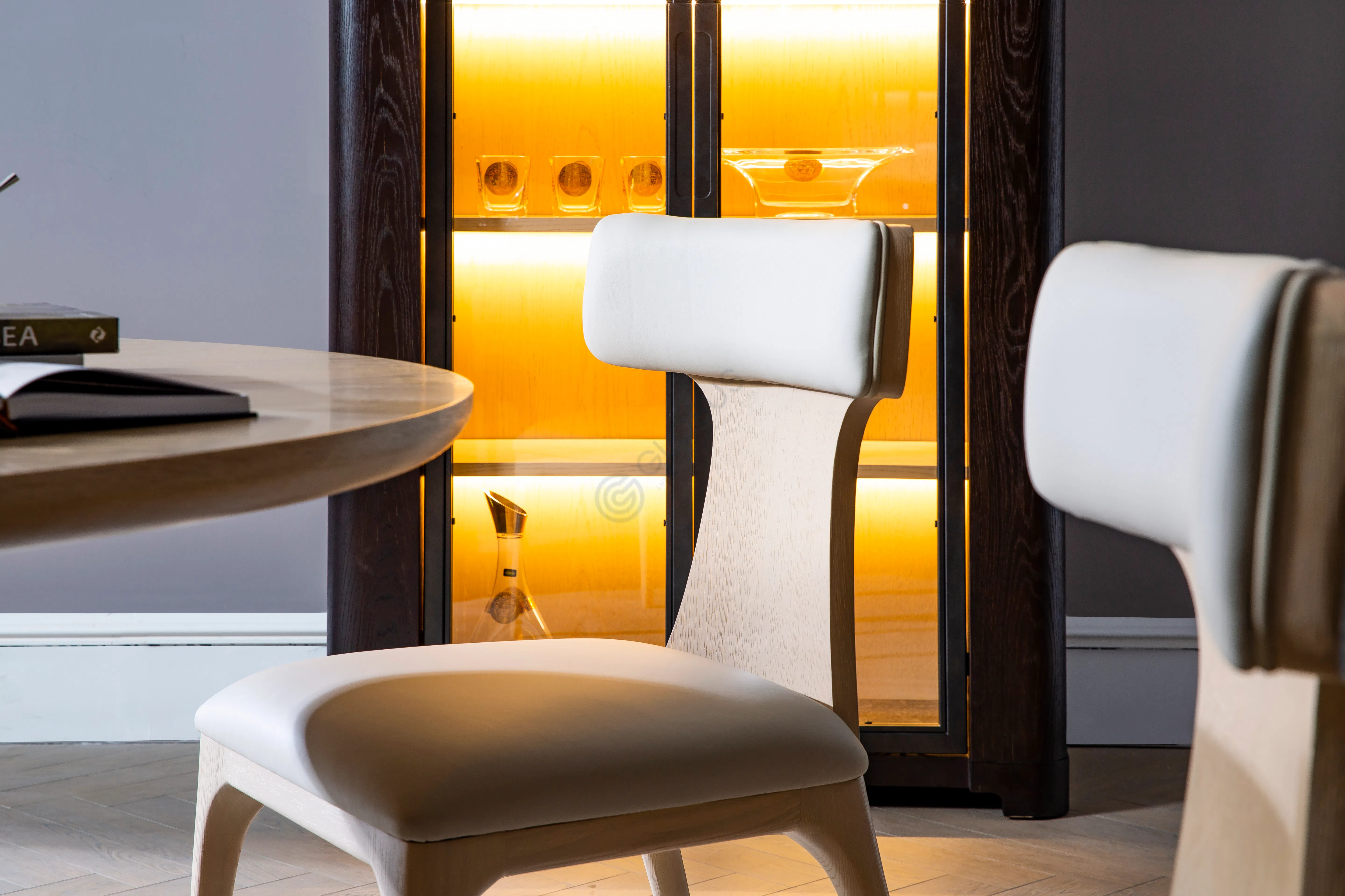 Обеденный стул RESTORATION HARDWARE Ligné