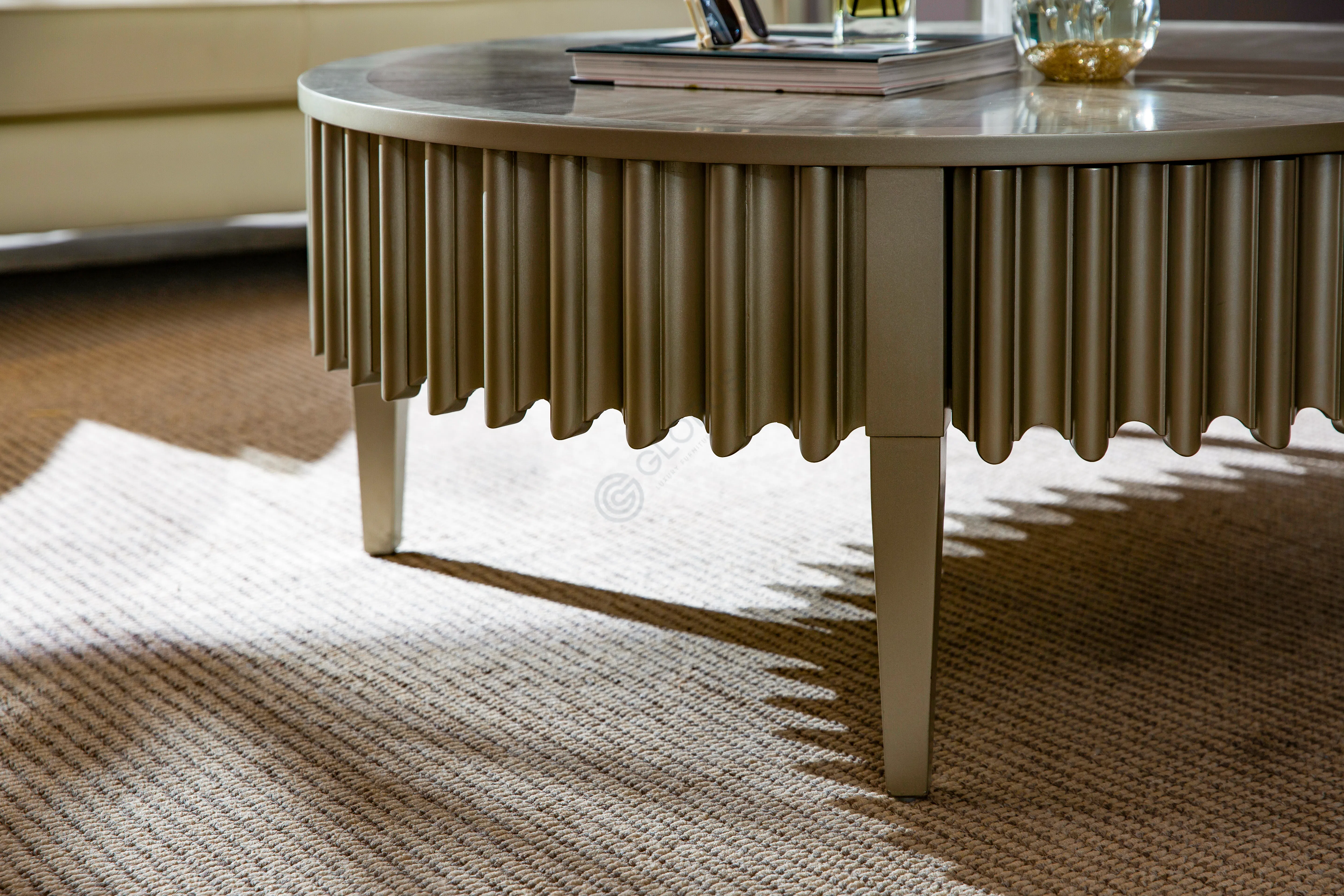 Журнальный столик BAKER Reese