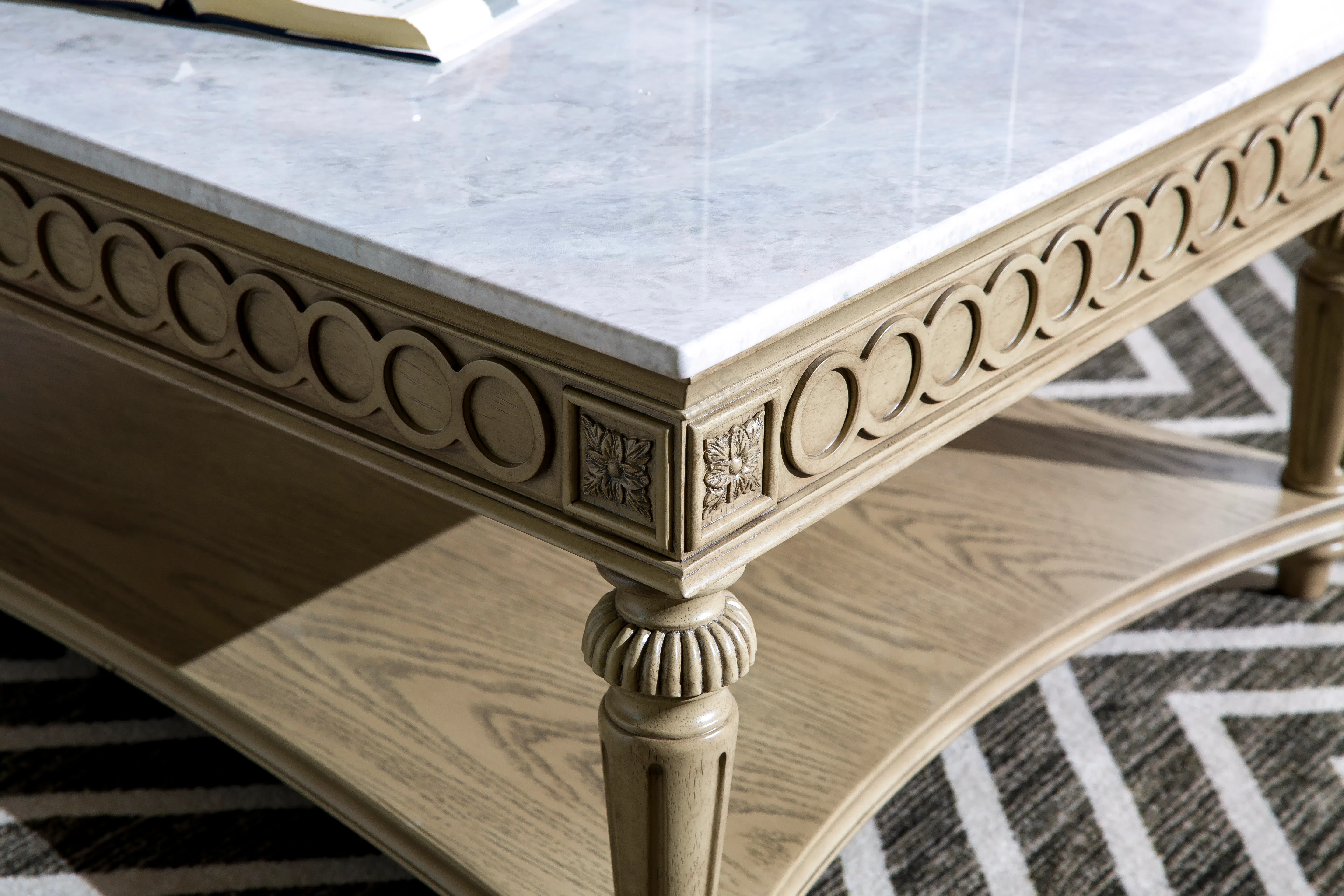 Журнальный столик Pallescens