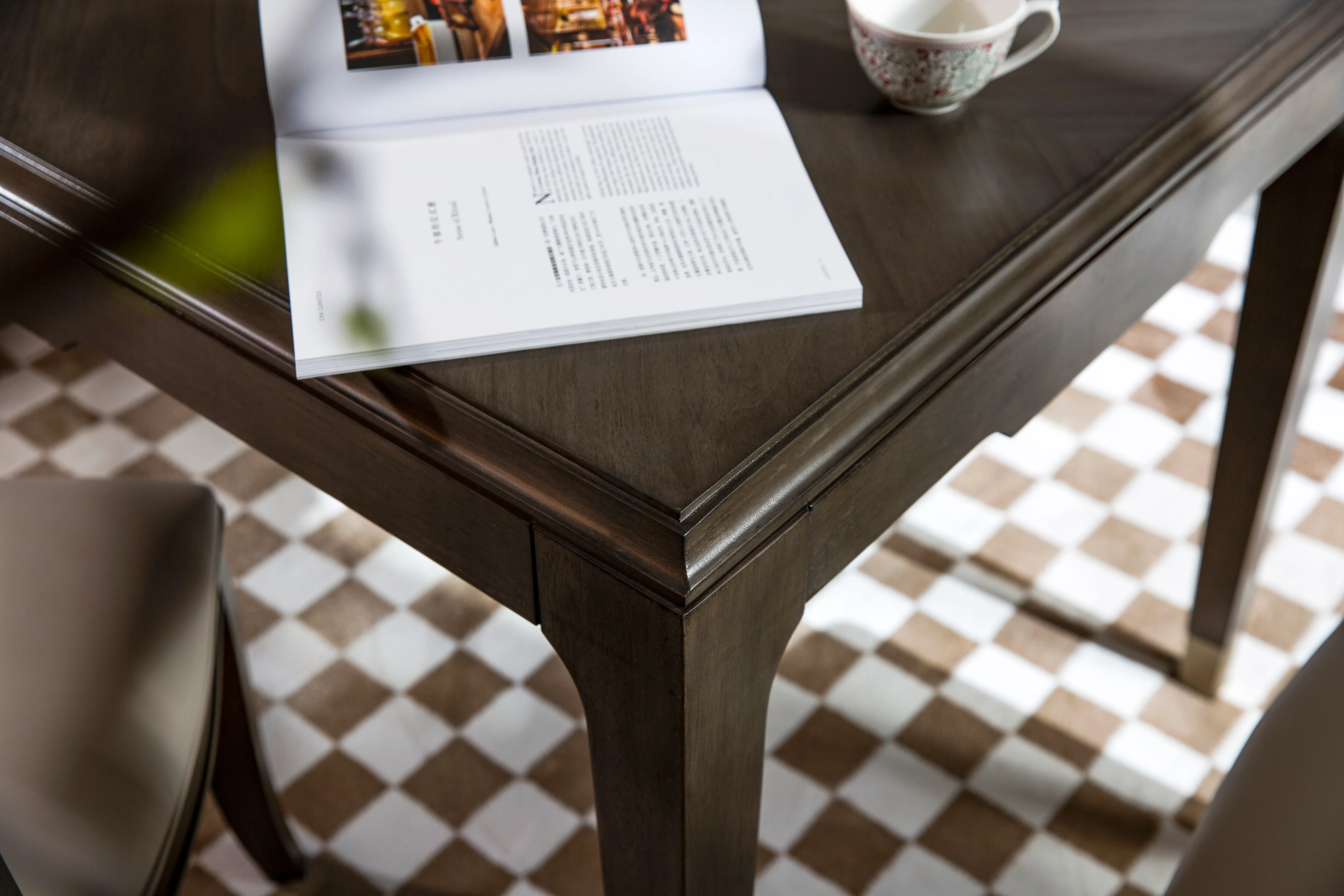 Обеденный стол Uerdo