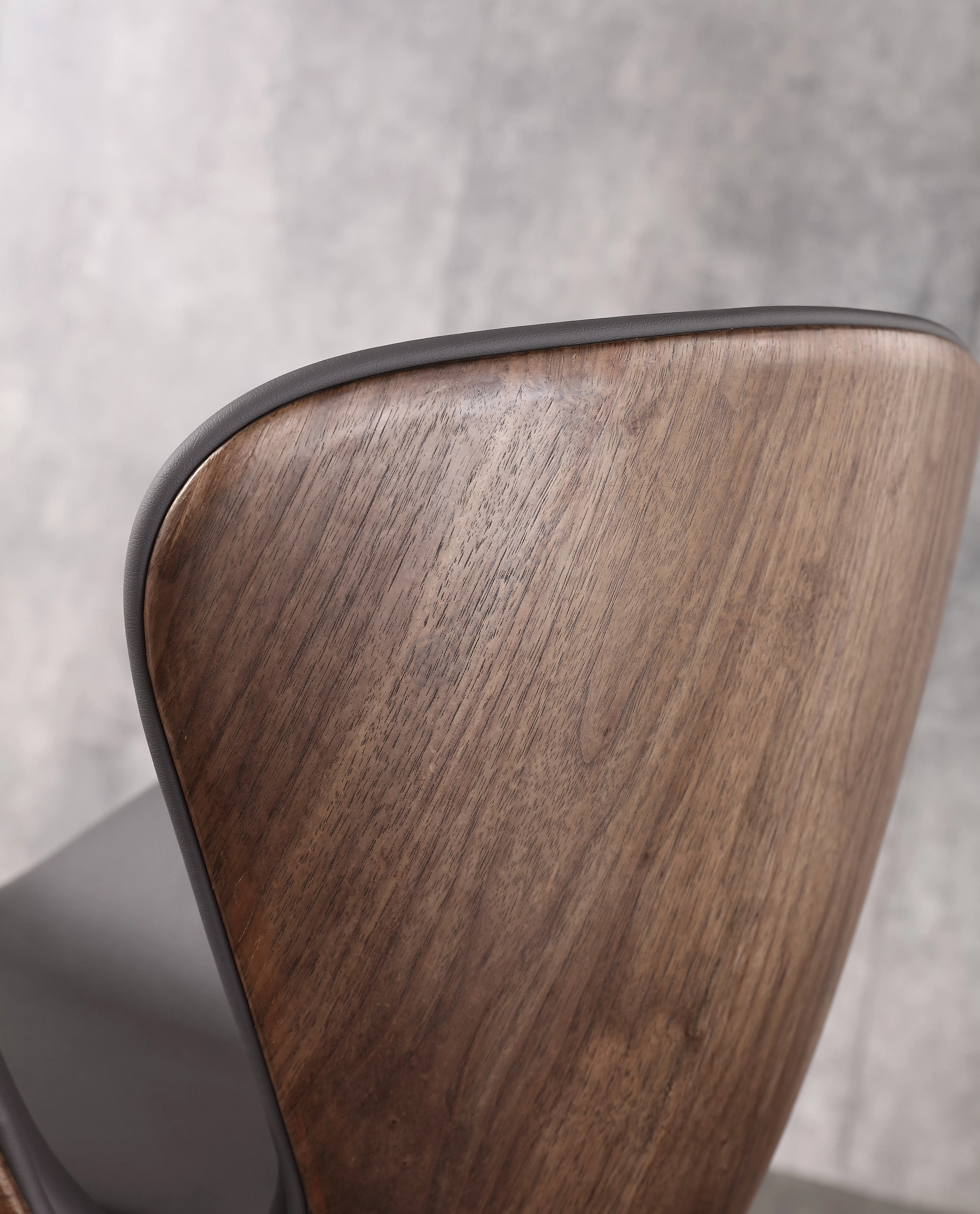 Кресло для офиса Uvaggio