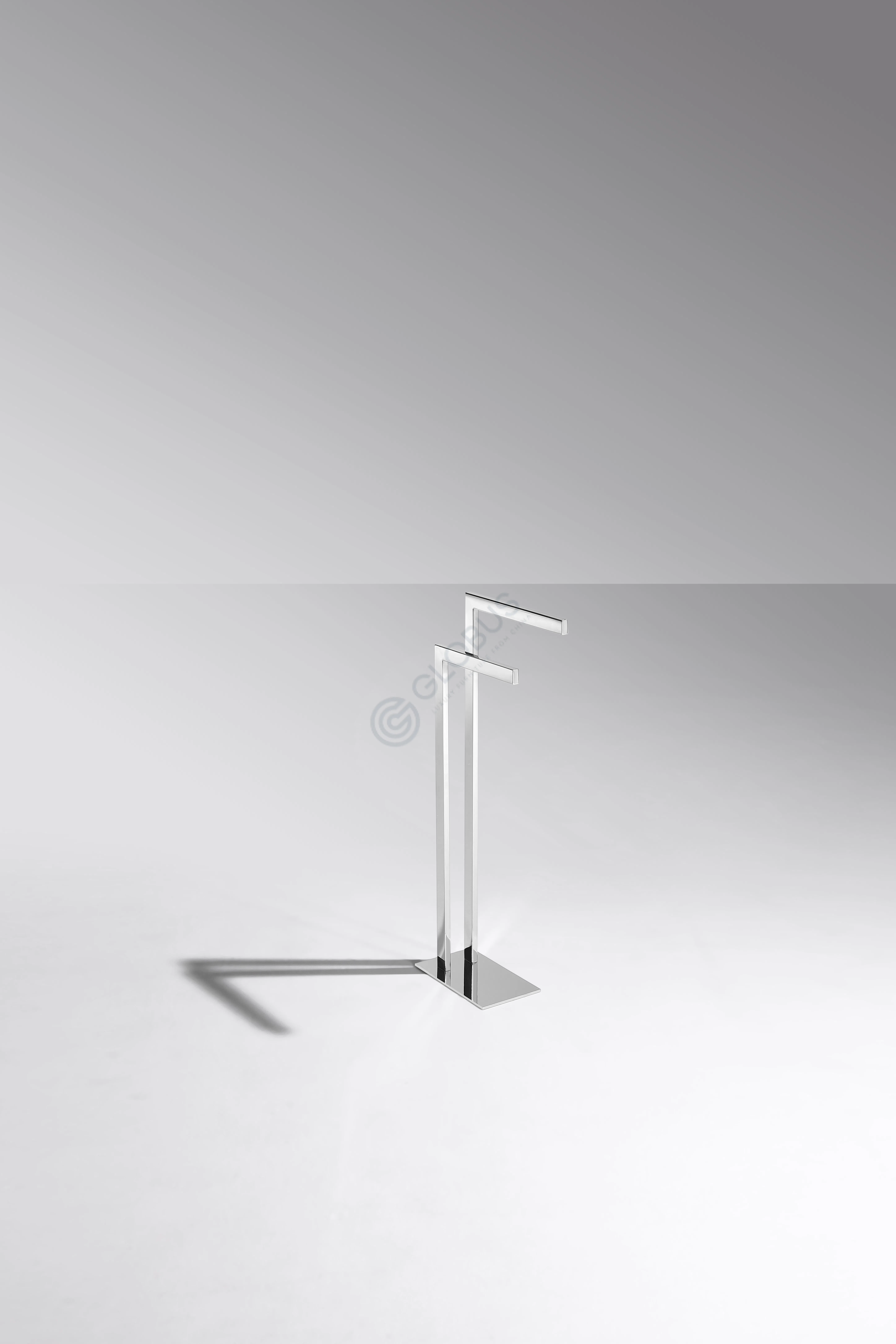 Вешалка Saluttante