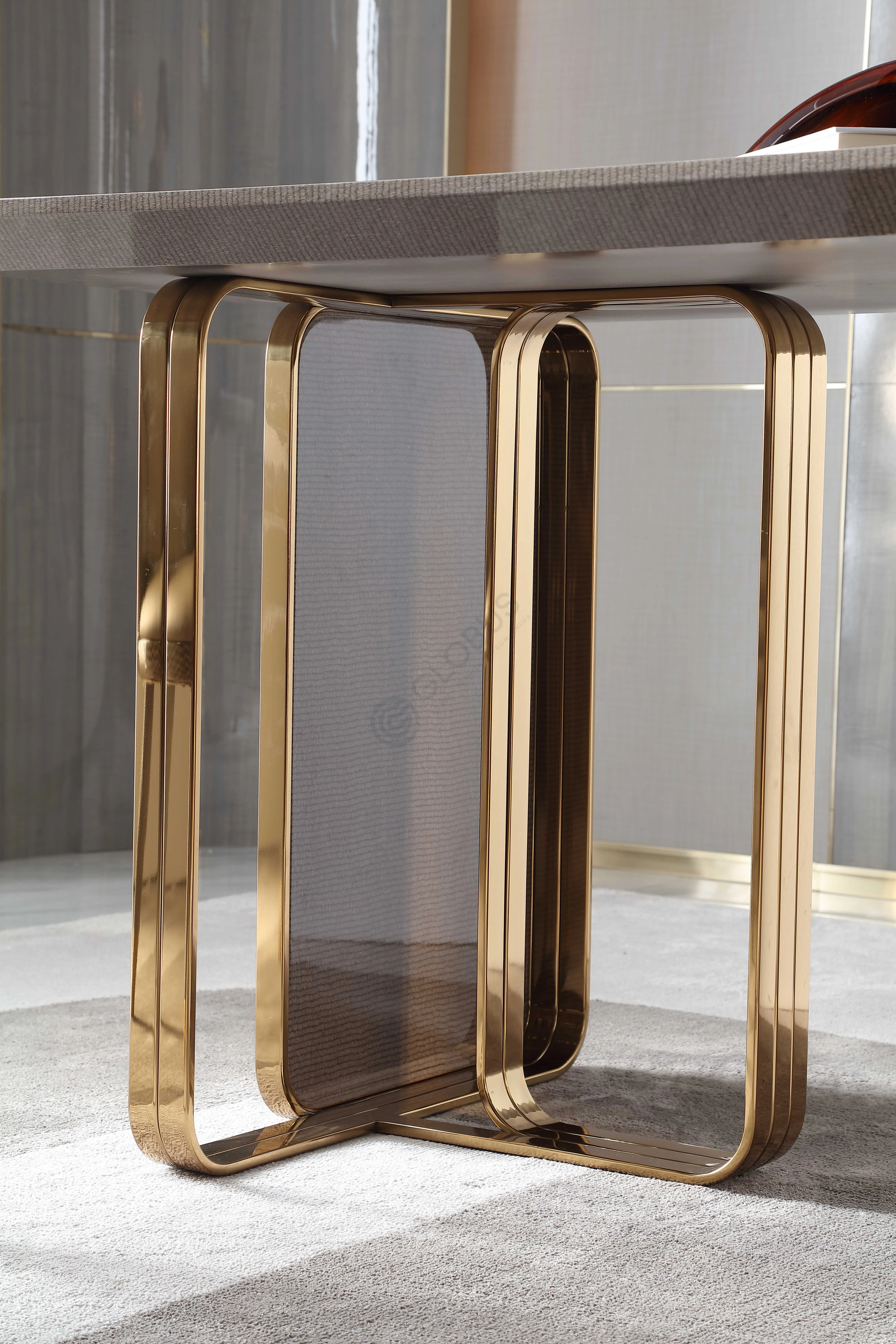 Стол для кабинета Schoegger