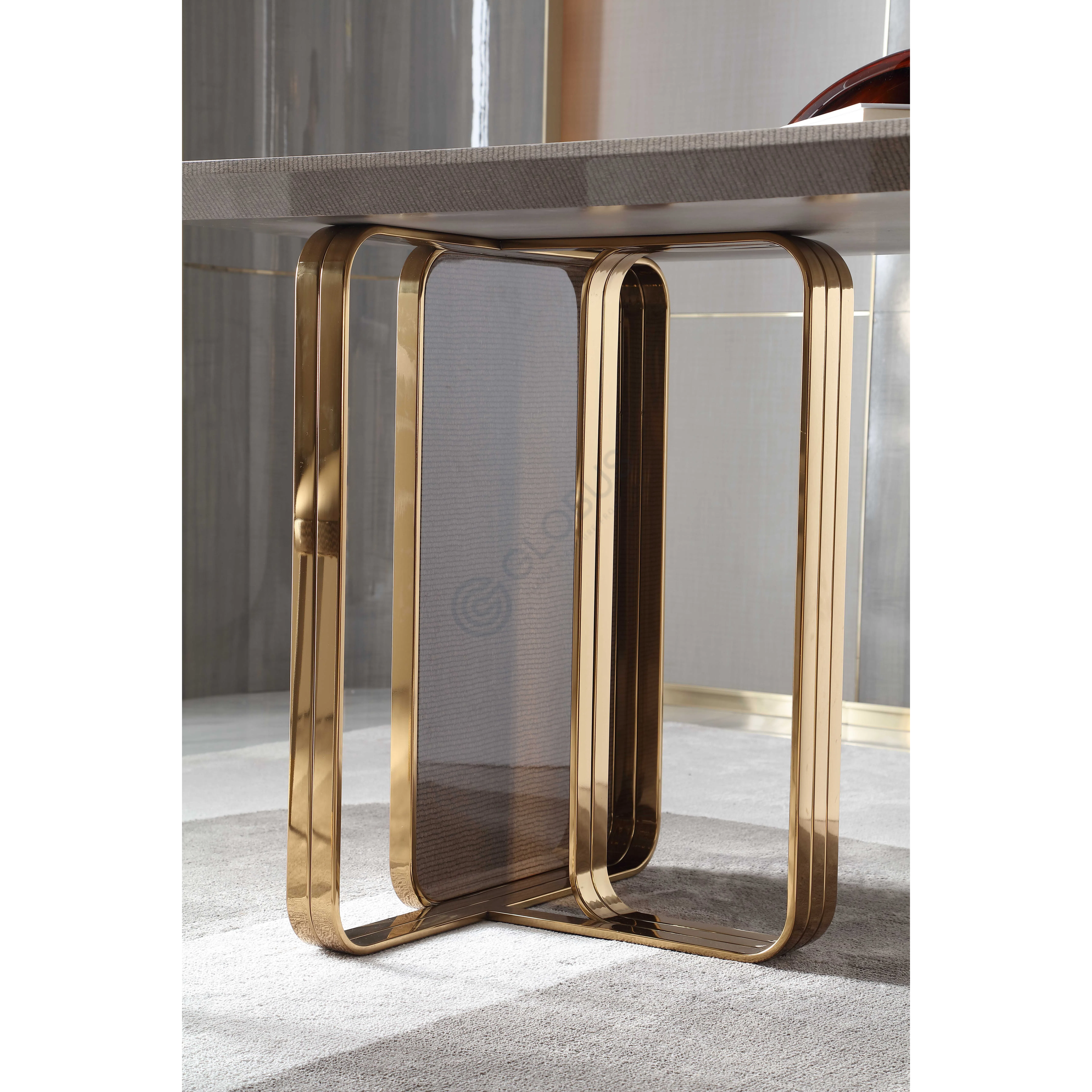 Стол для кабинета Schoegger