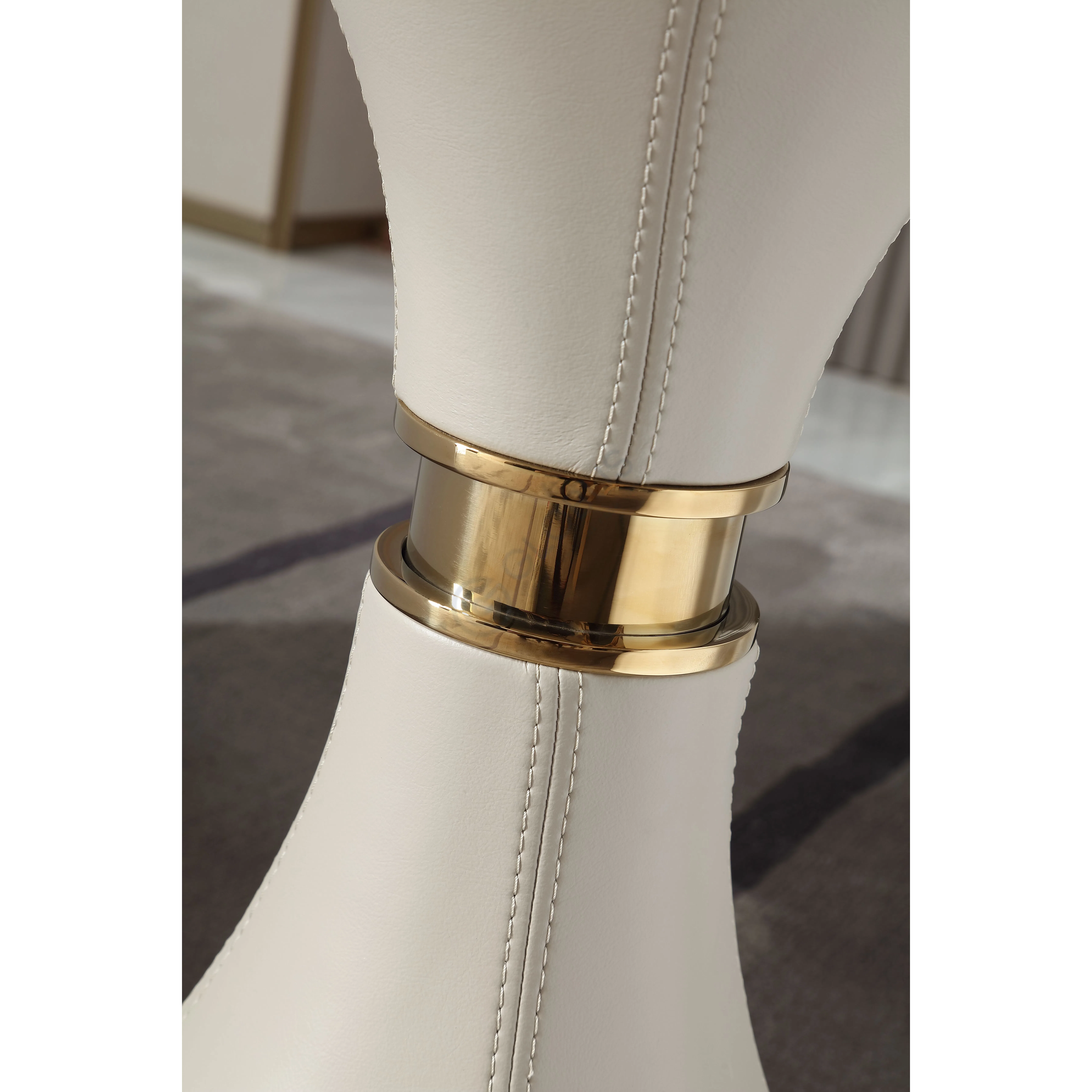 Угловой столик Inigo